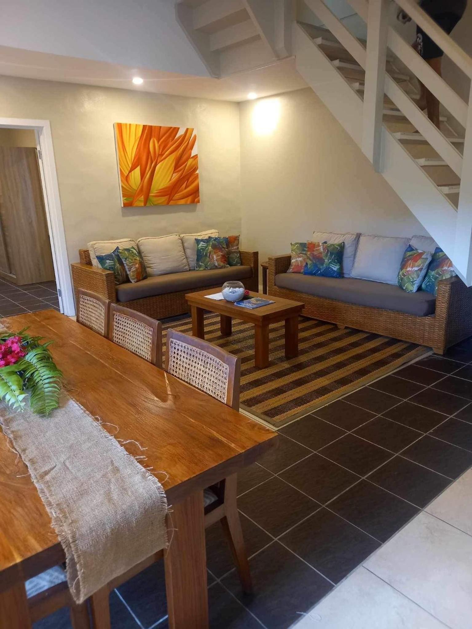 Thee Bedroom Poolside Villa photo 1