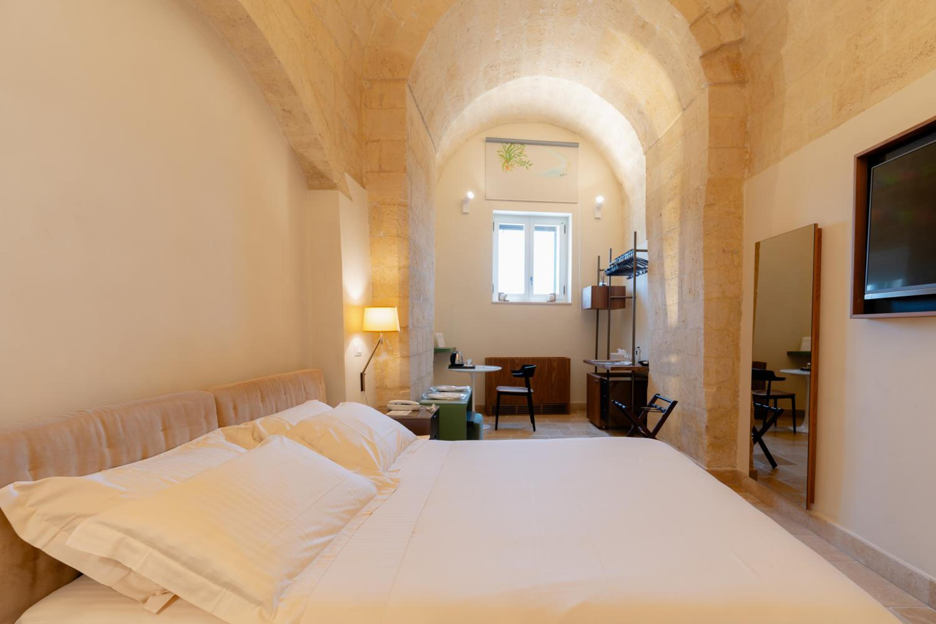 Superior Double Room - Photo 14