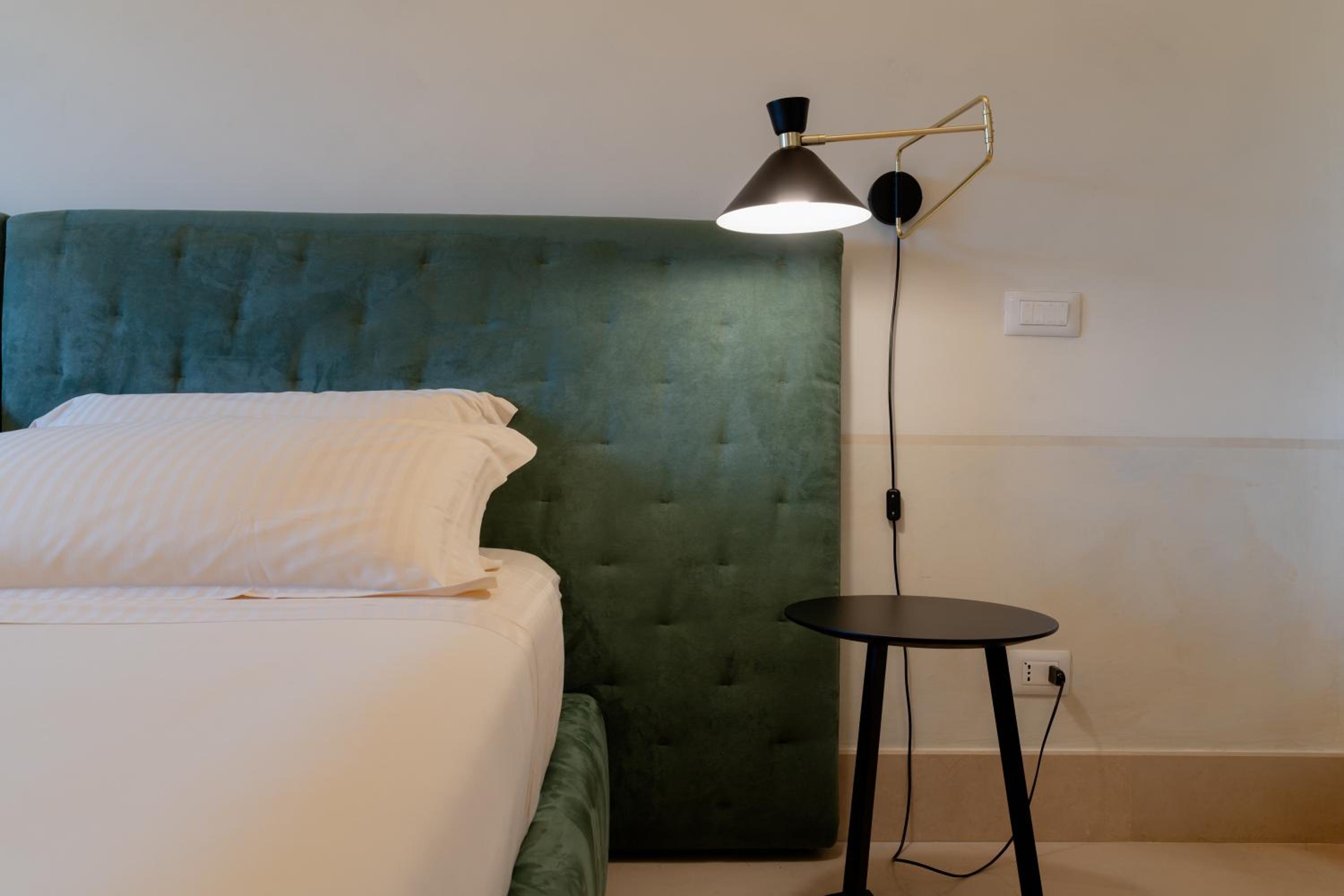 Superior Double Room - Photo 9