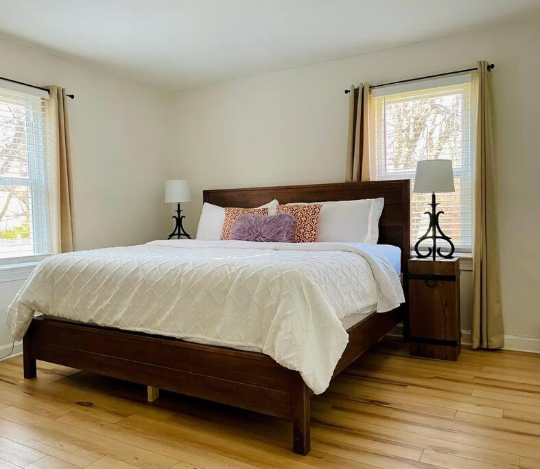 One-Bedroom Apartment photo 3