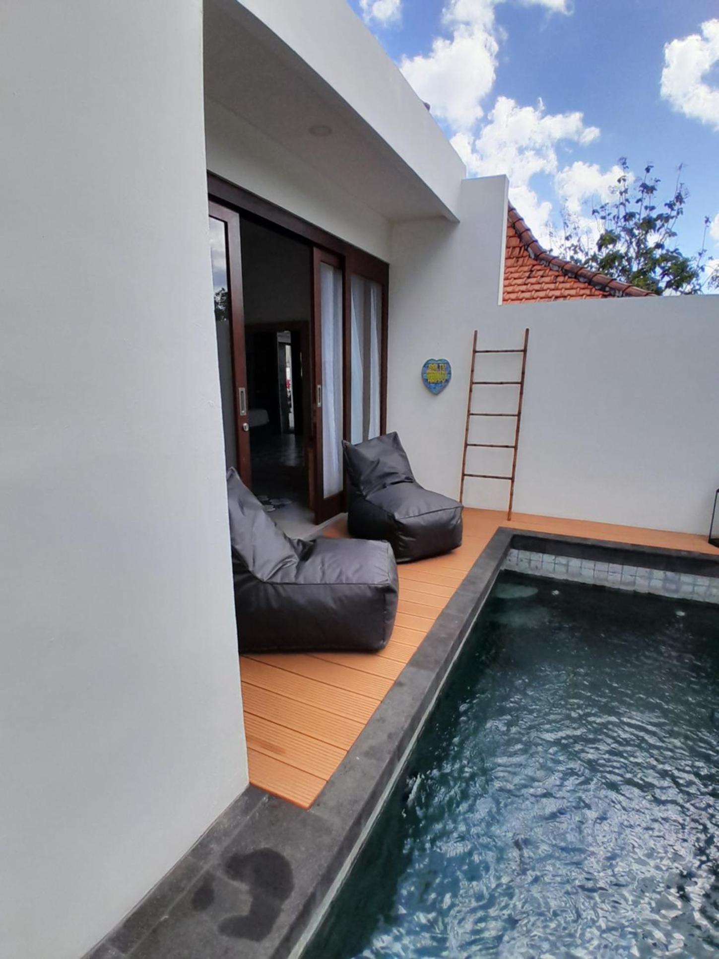 One-Bedroom Villa - Photo 55
