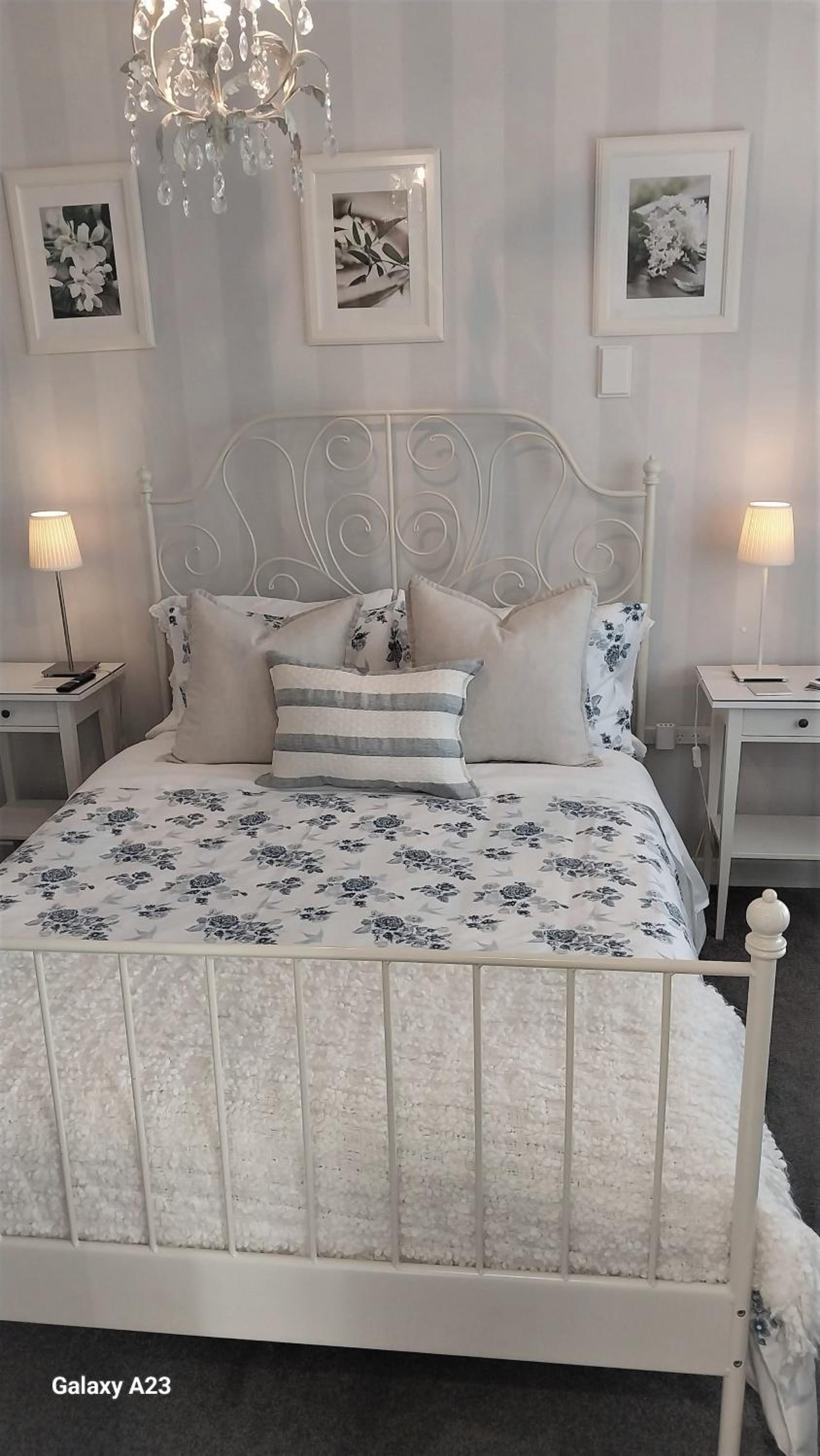 Double Room with Private Bathroom photo 1