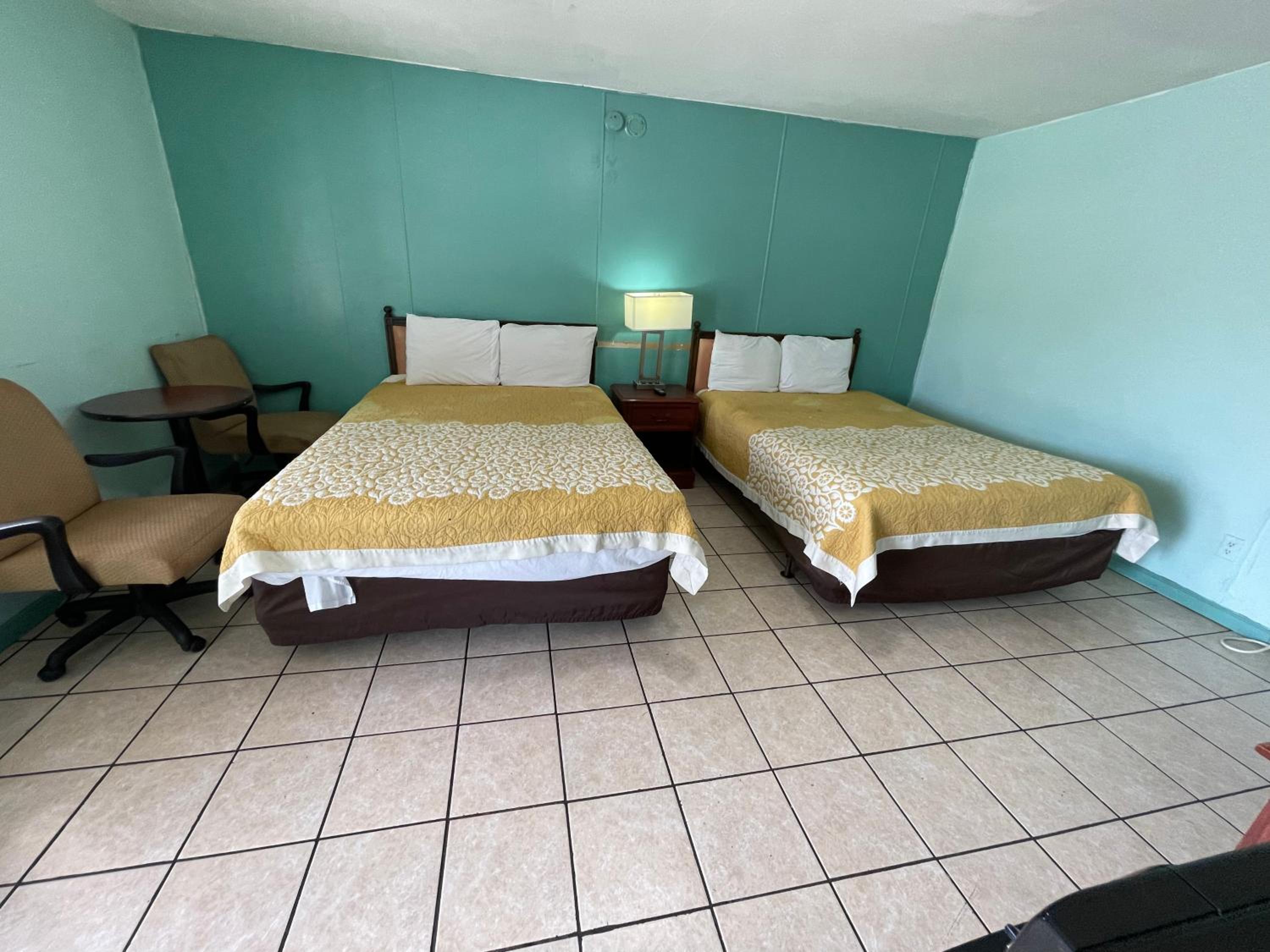 Budget Double Room photo 1