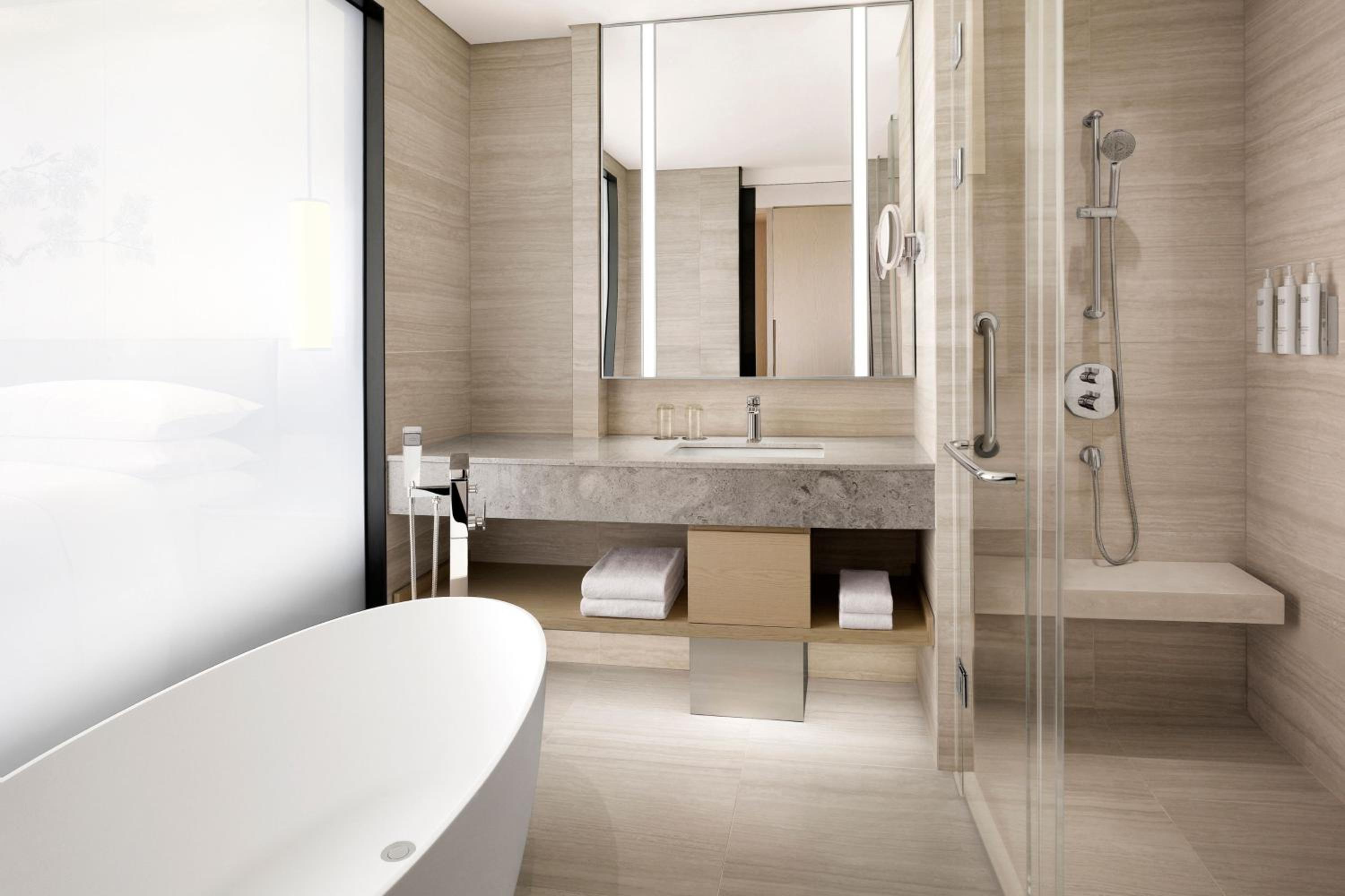 Two-Bedroom Executive Suite with Terrace and City View - Photo 3