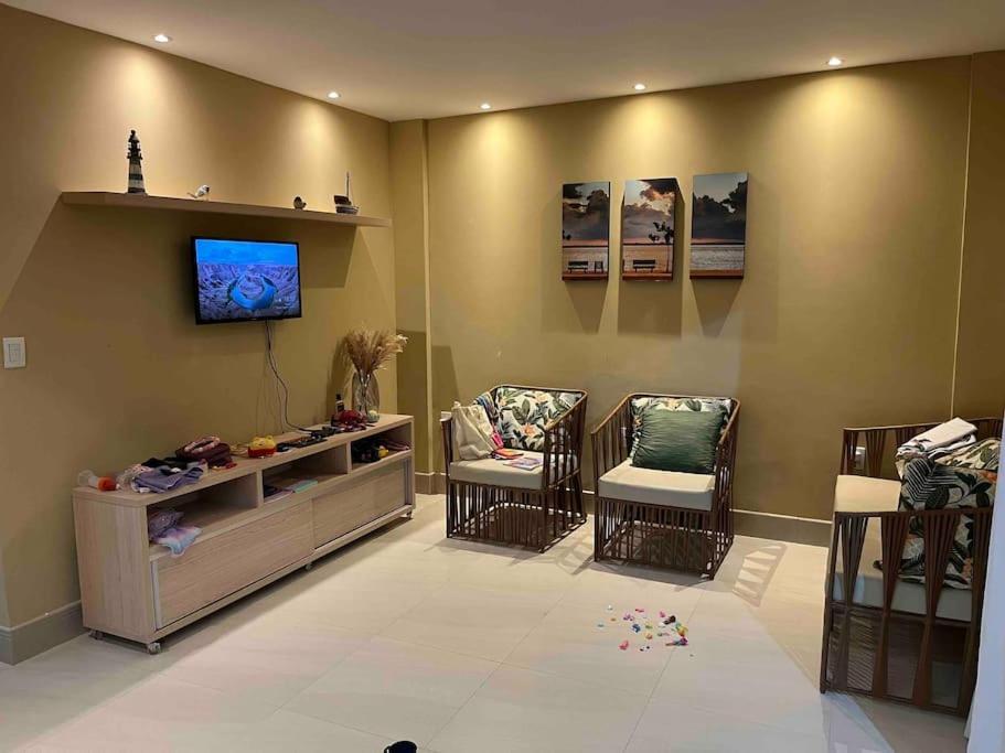Four-Bedroom House photo 1
