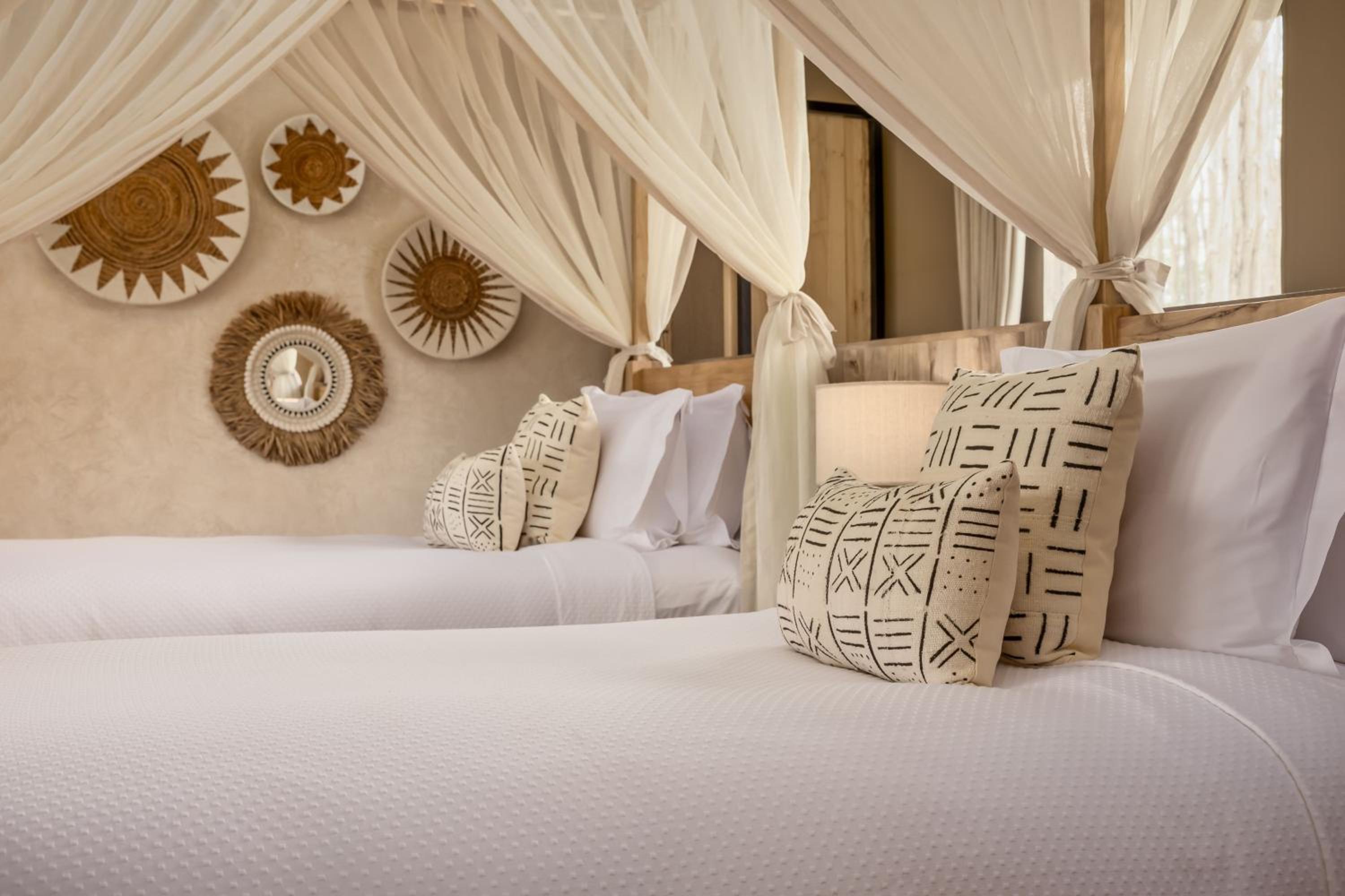 Deluxe Twin Suite, All-Inclusive Safari Experience