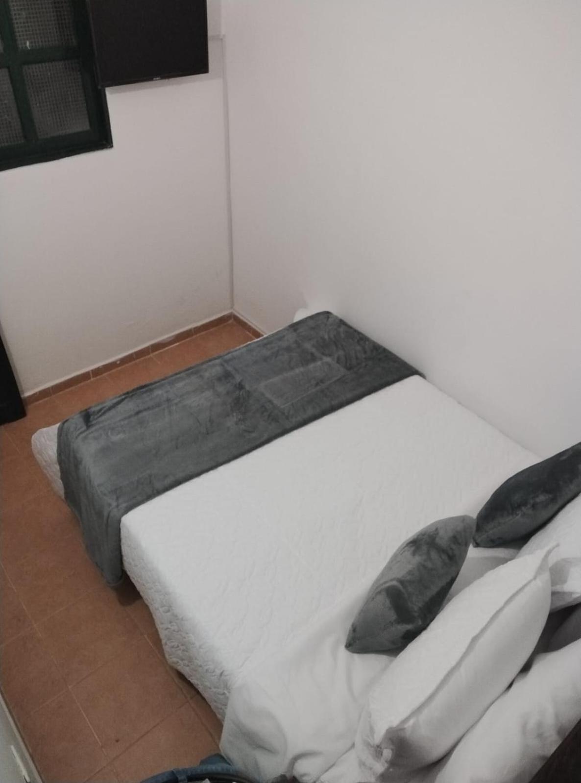 带独立浴室的双人房
