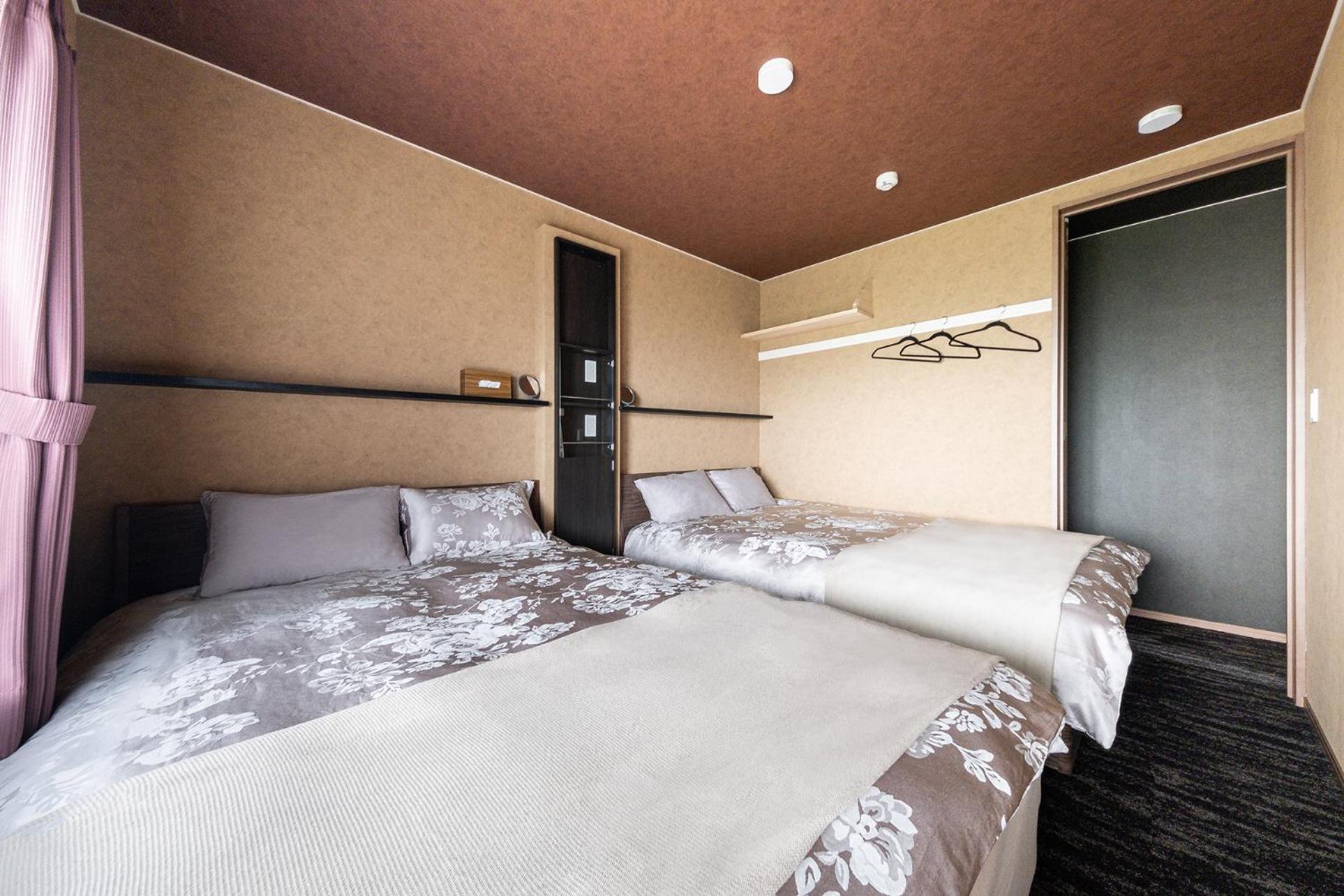 Three-Bedroom Villa - Photo 19