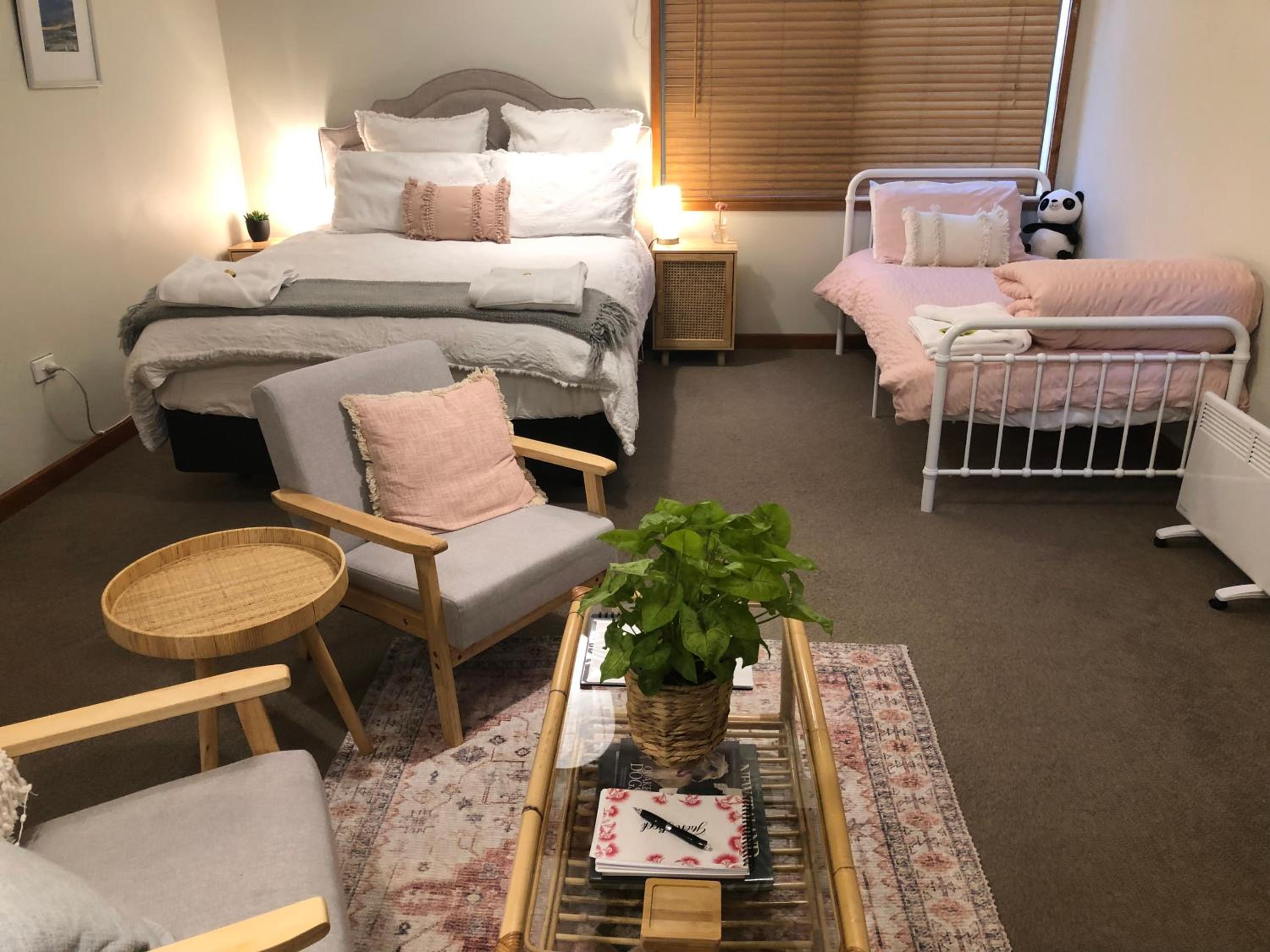 One-Bedroom Apartment with Garden View
