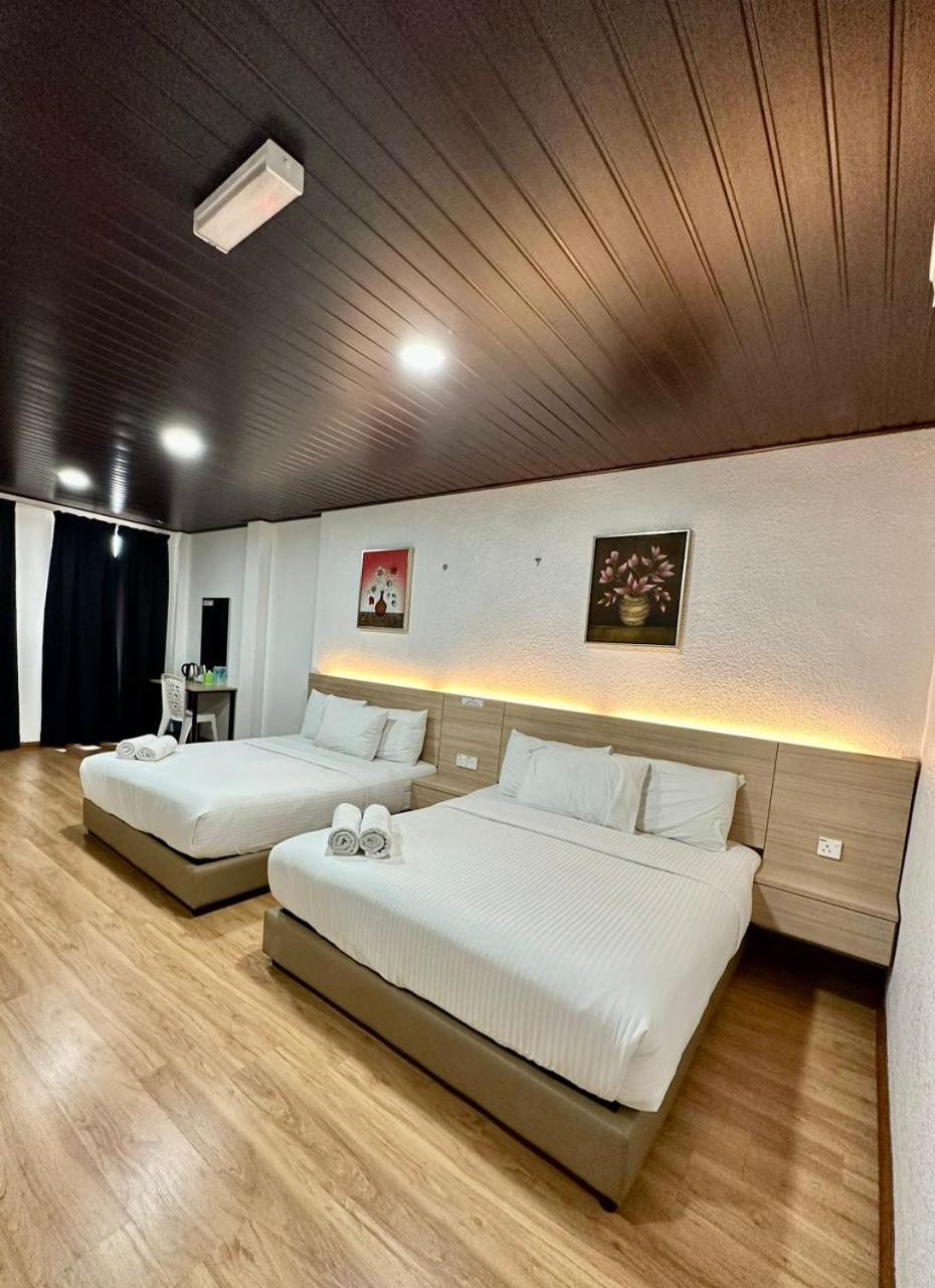 Large Double Room