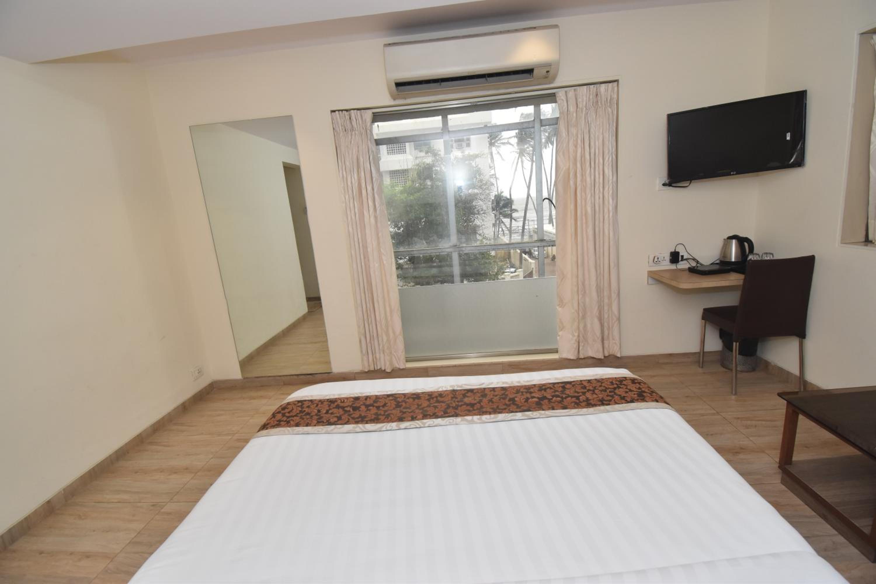Deluxe Double Room with Sea View