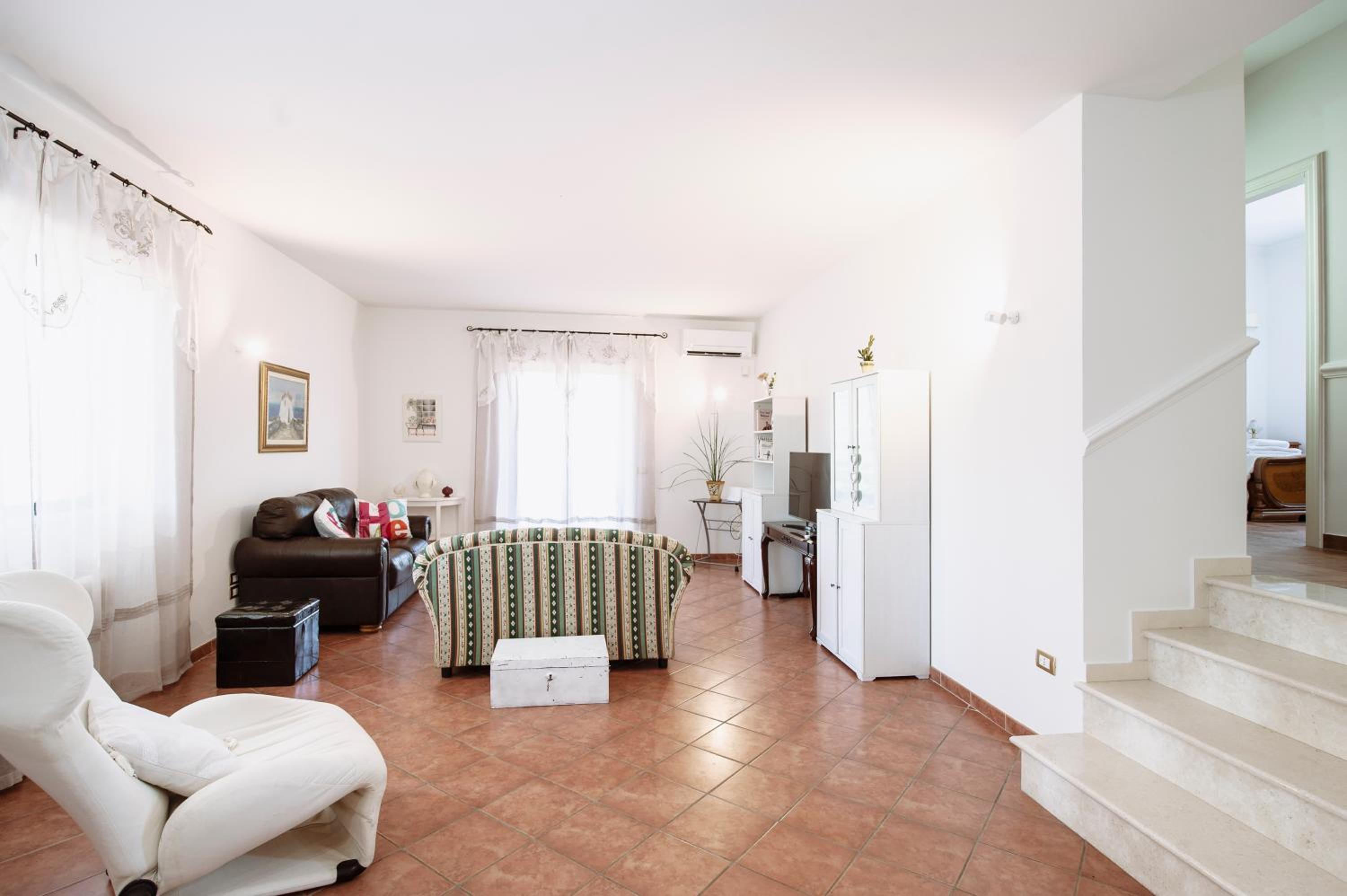Villa photo 2