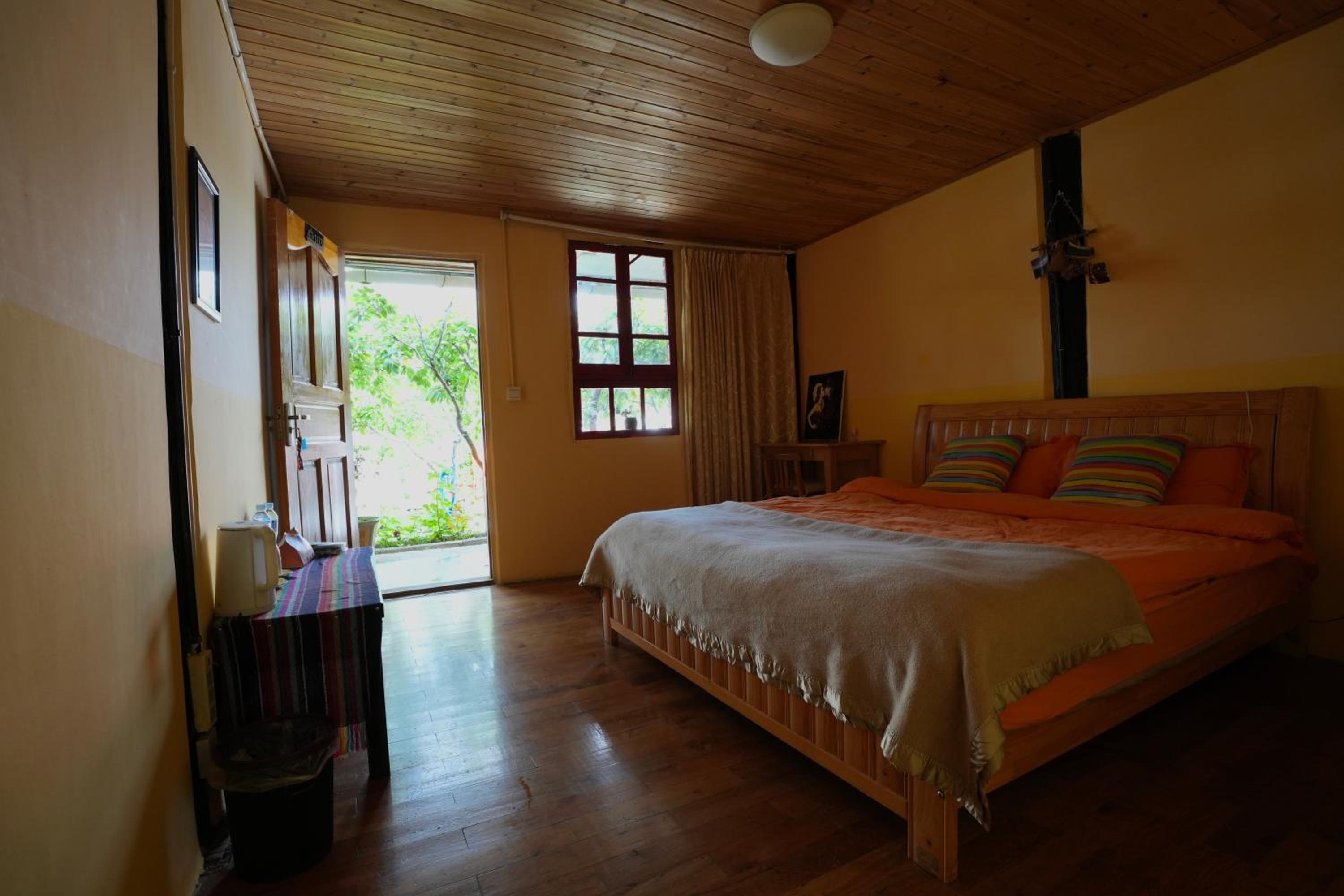 Economy Double Room photo 1