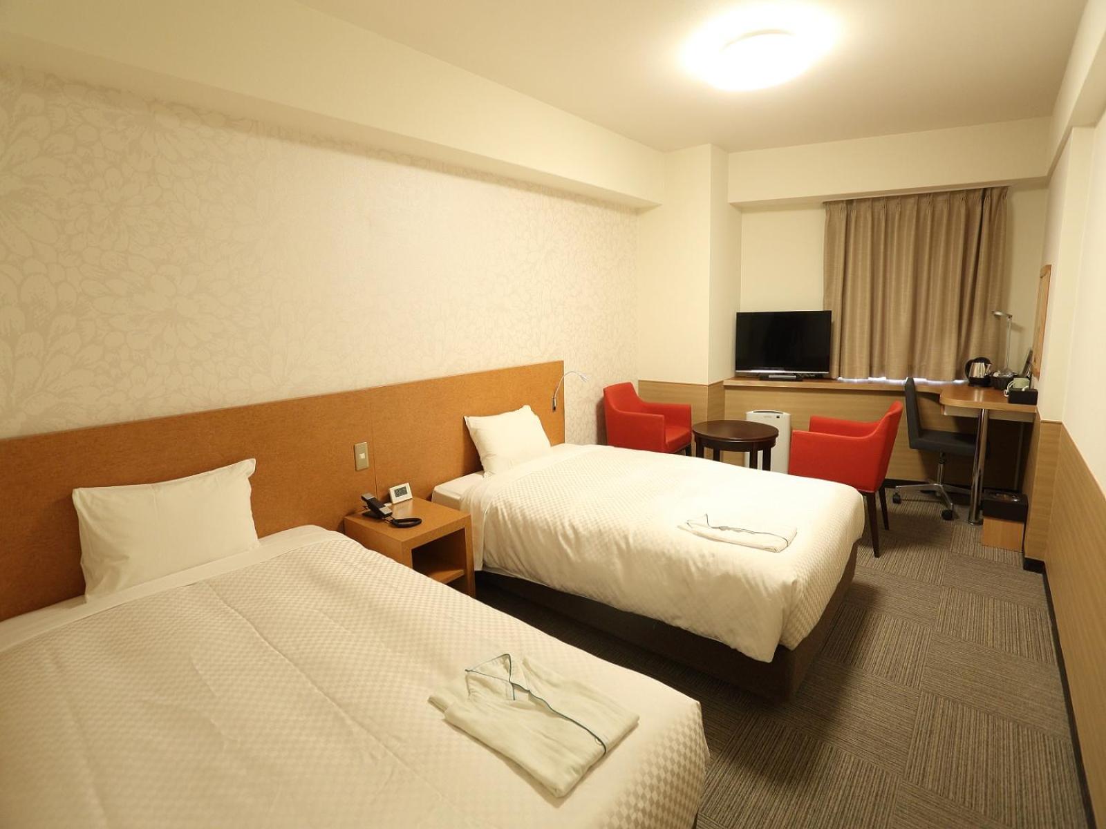 Twin Room - Non-Smoking
