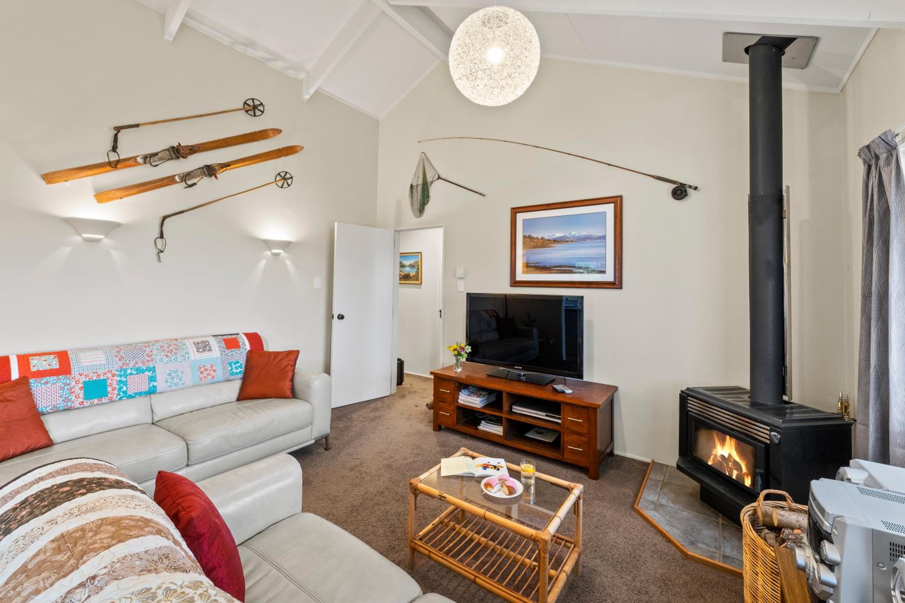 Three-Bedroom House photo 1