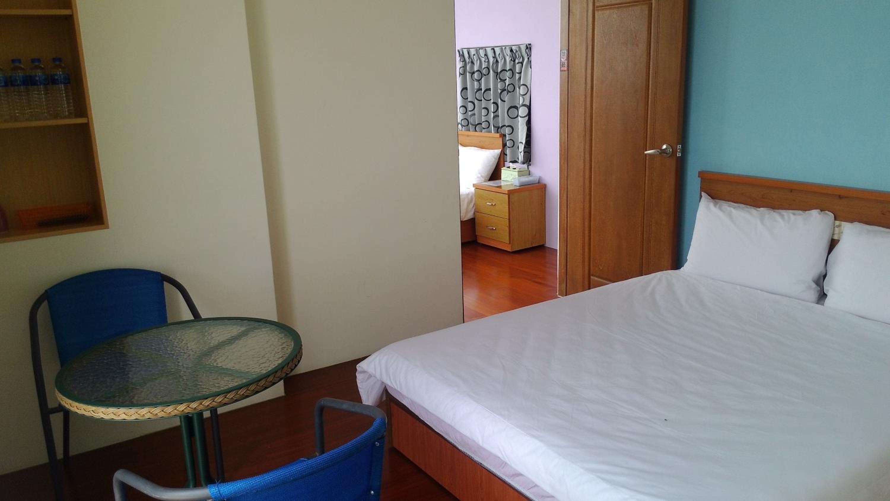 Two-Bedroom Suite photo 3