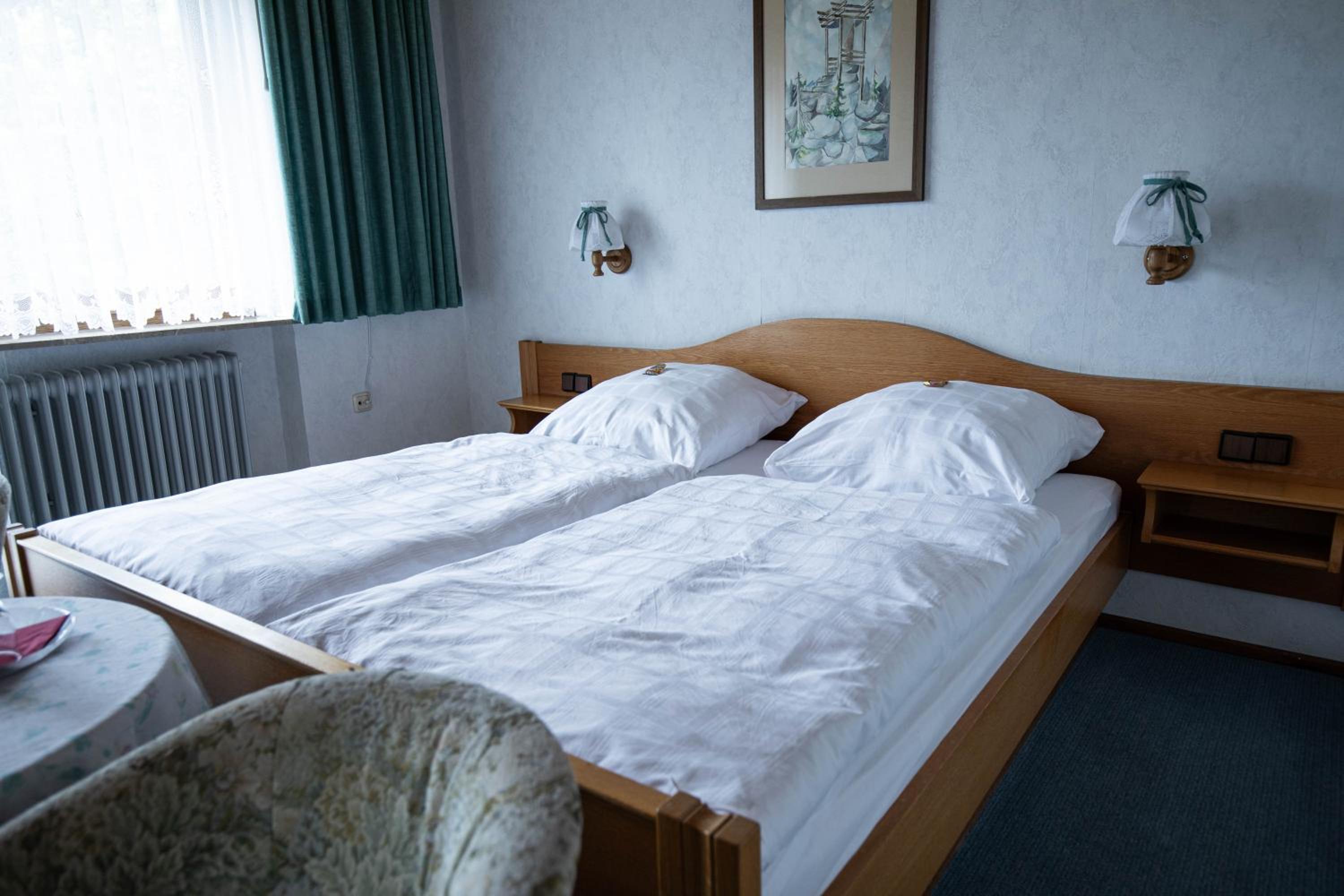 Double Room with Balcony - Photo 7