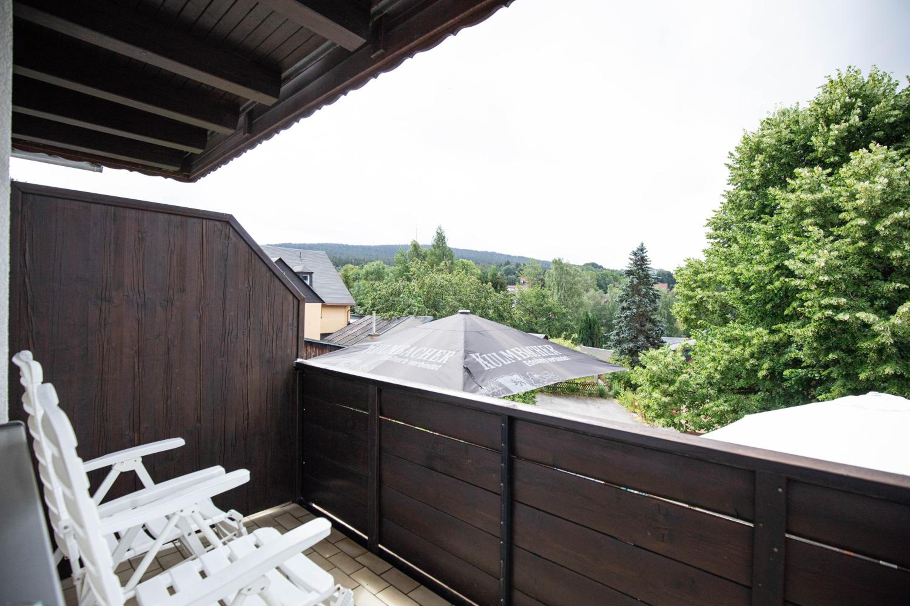 Double Room with Balcony - Photo 6