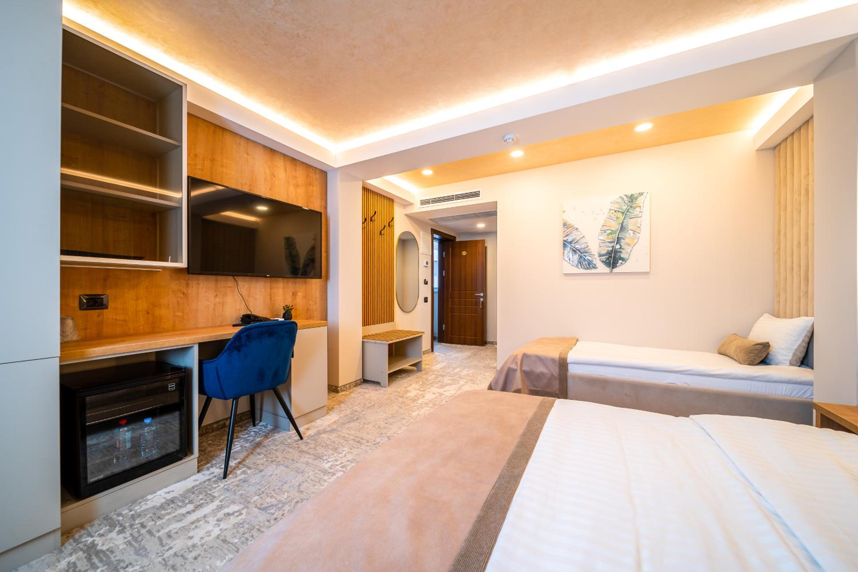 Superior Triple Room photo 1