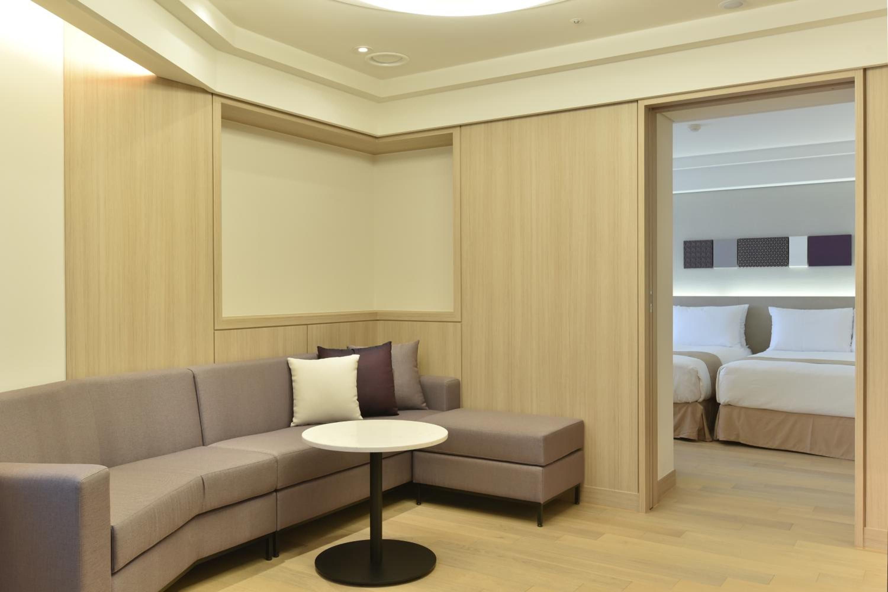 Suite Twin - Photo 1