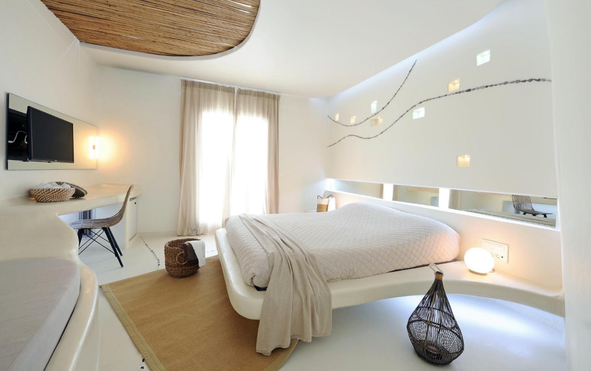 Cocoon Room / Pool View Jacuzzi - Photo 3