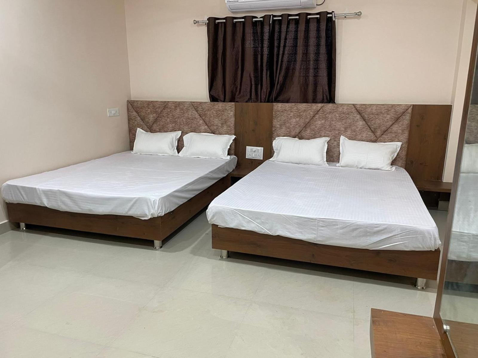 Double or Twin Room photo 1