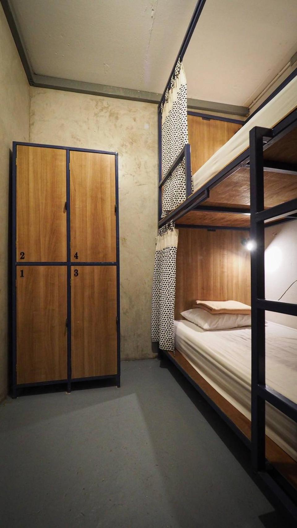 Bed in 4-Bed Female Dormitory Room photo 2
