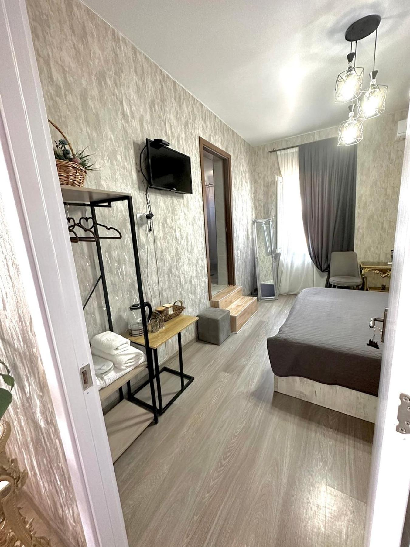 Double Room with Private Bathroom photo 1