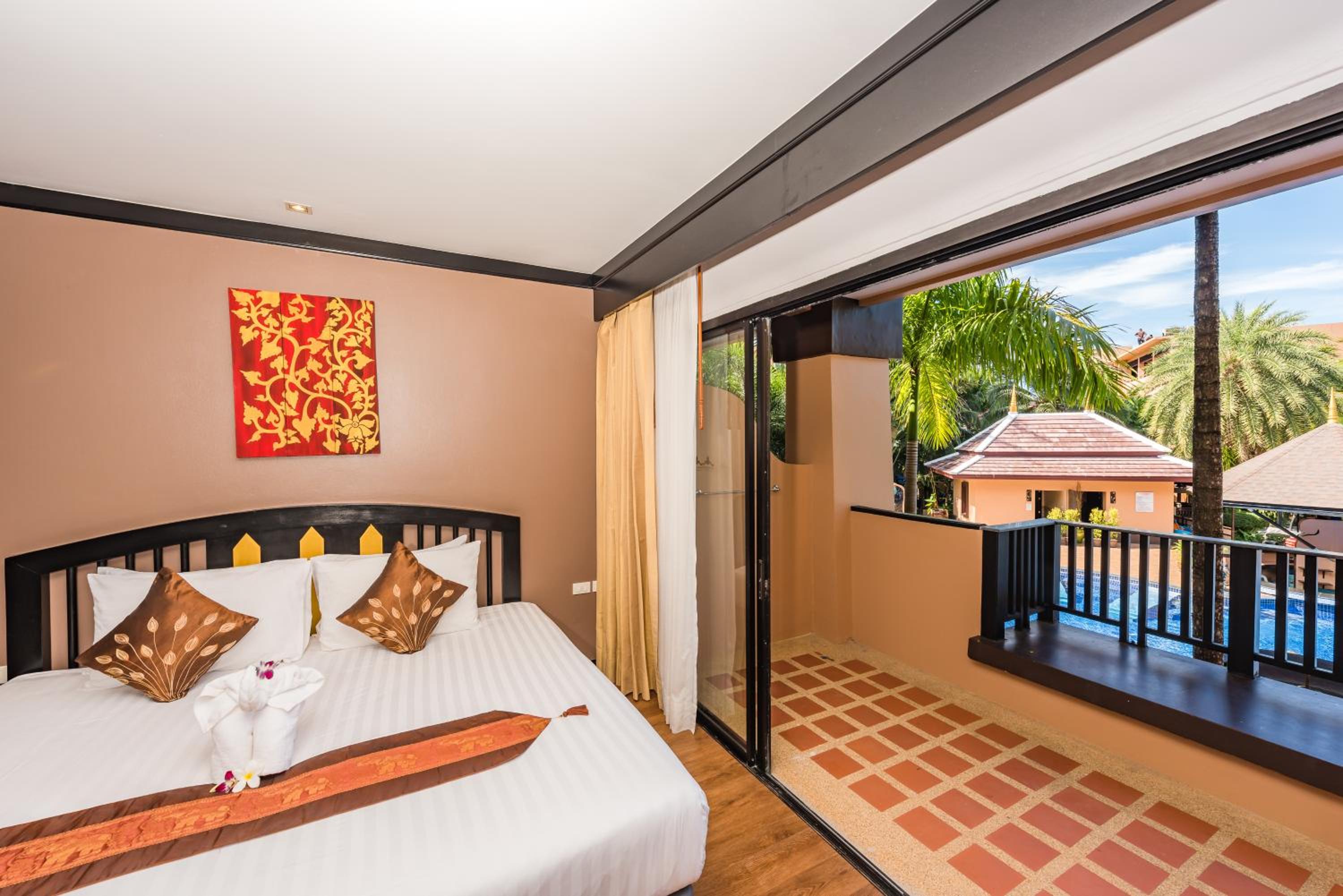 Pool View Room - Photo 9