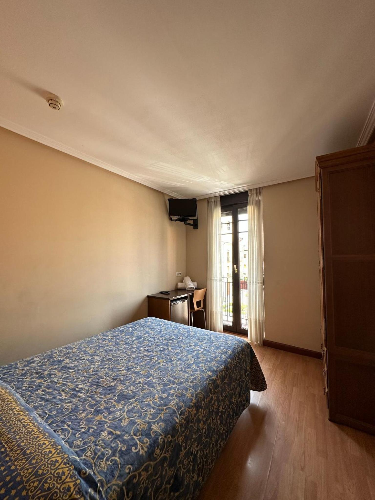 Habitación Doble o con Dos Camas
