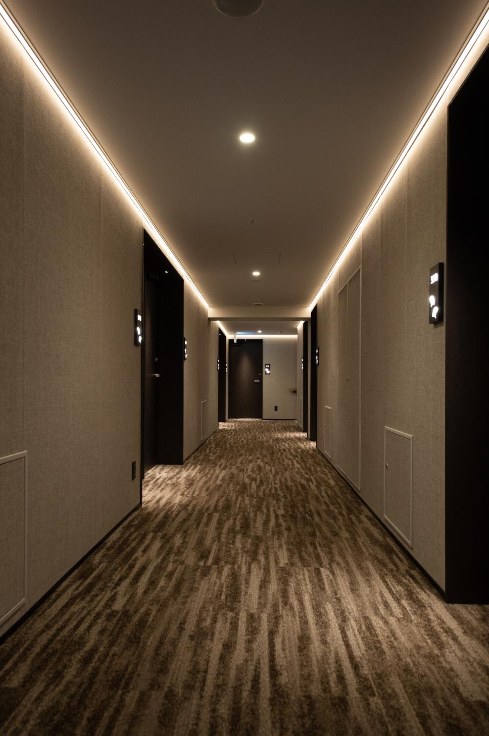 Premium Single Room - Non-Smoking photo 1