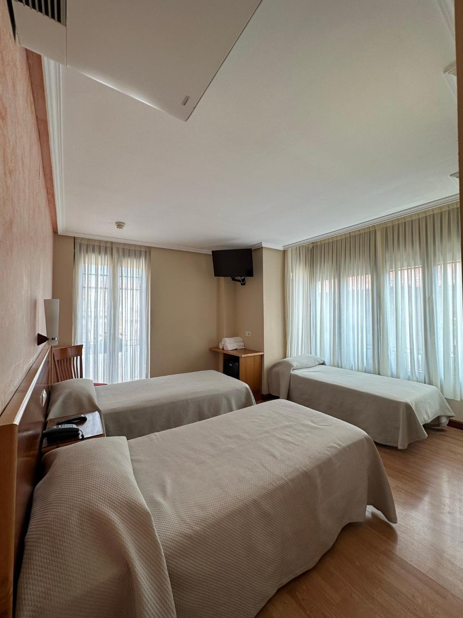 Habitación Doble con Cama Supletoria