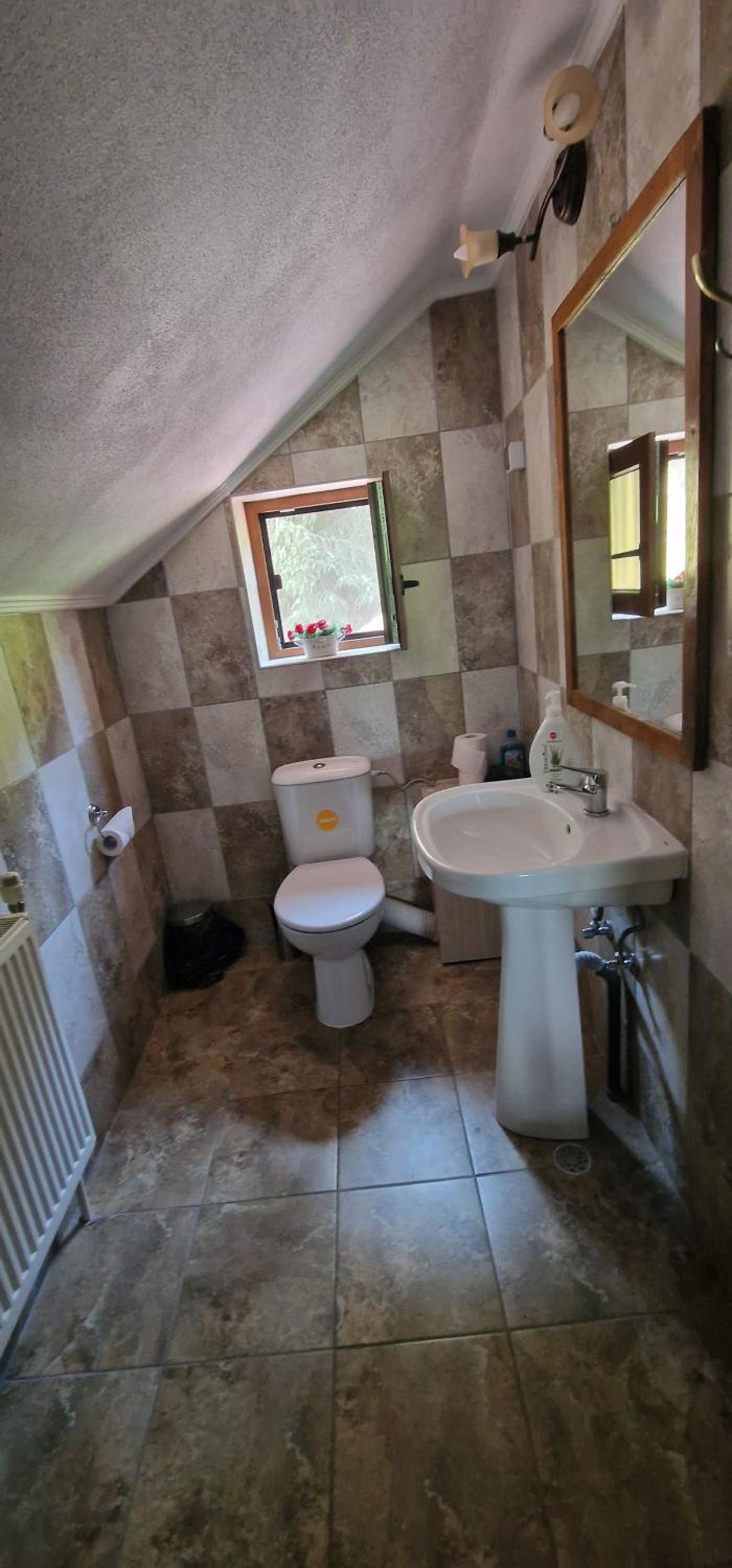 Quadruple Room with Balcony photo 3