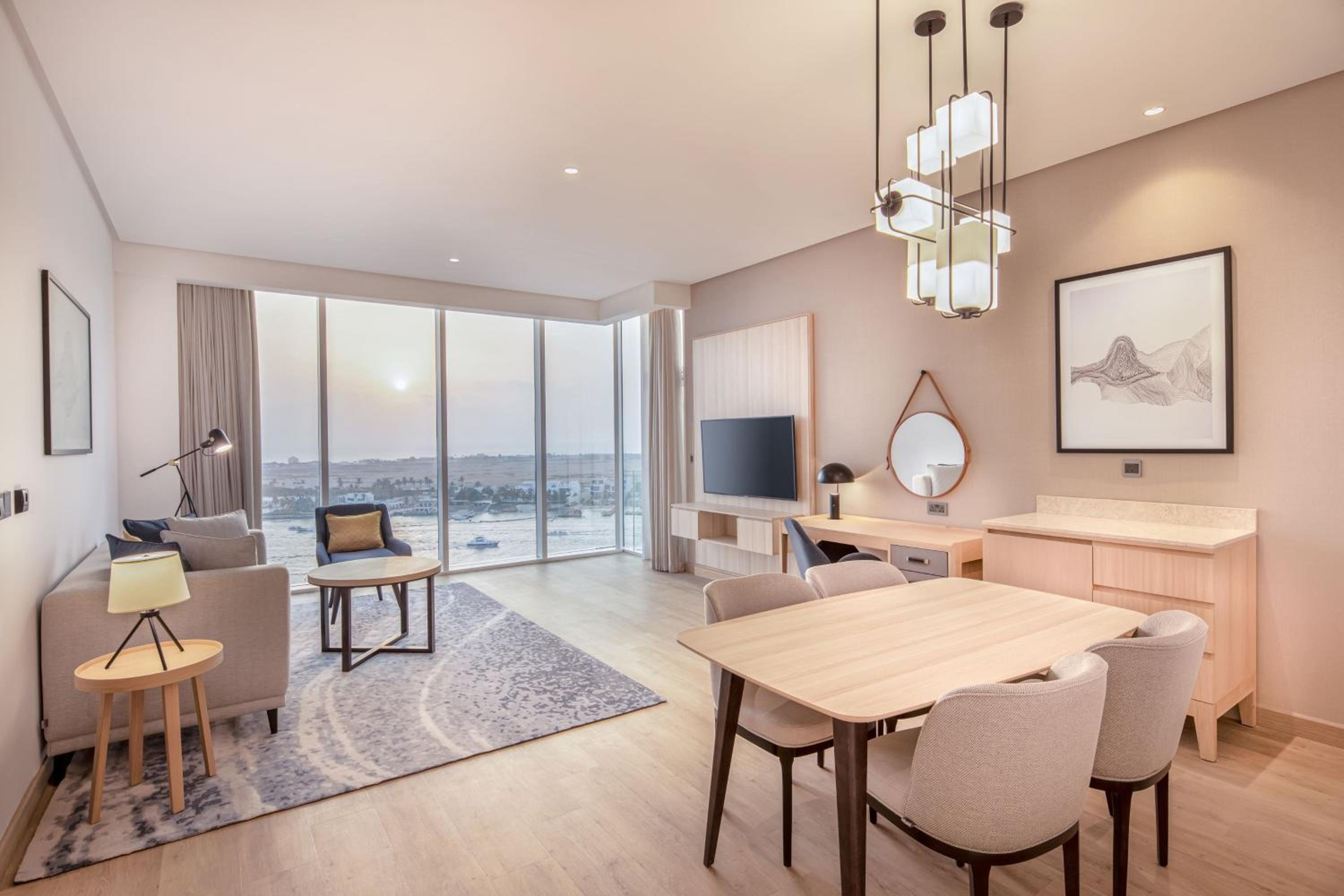One-Bedroom Executive King Suite - Photo 5