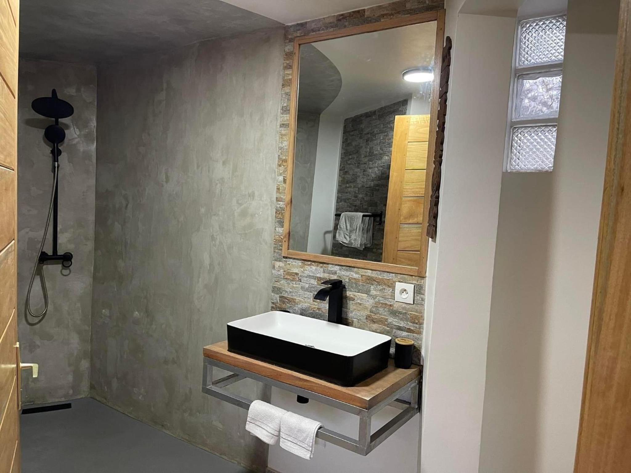 Deluxe Double Room with Sea View photo 3