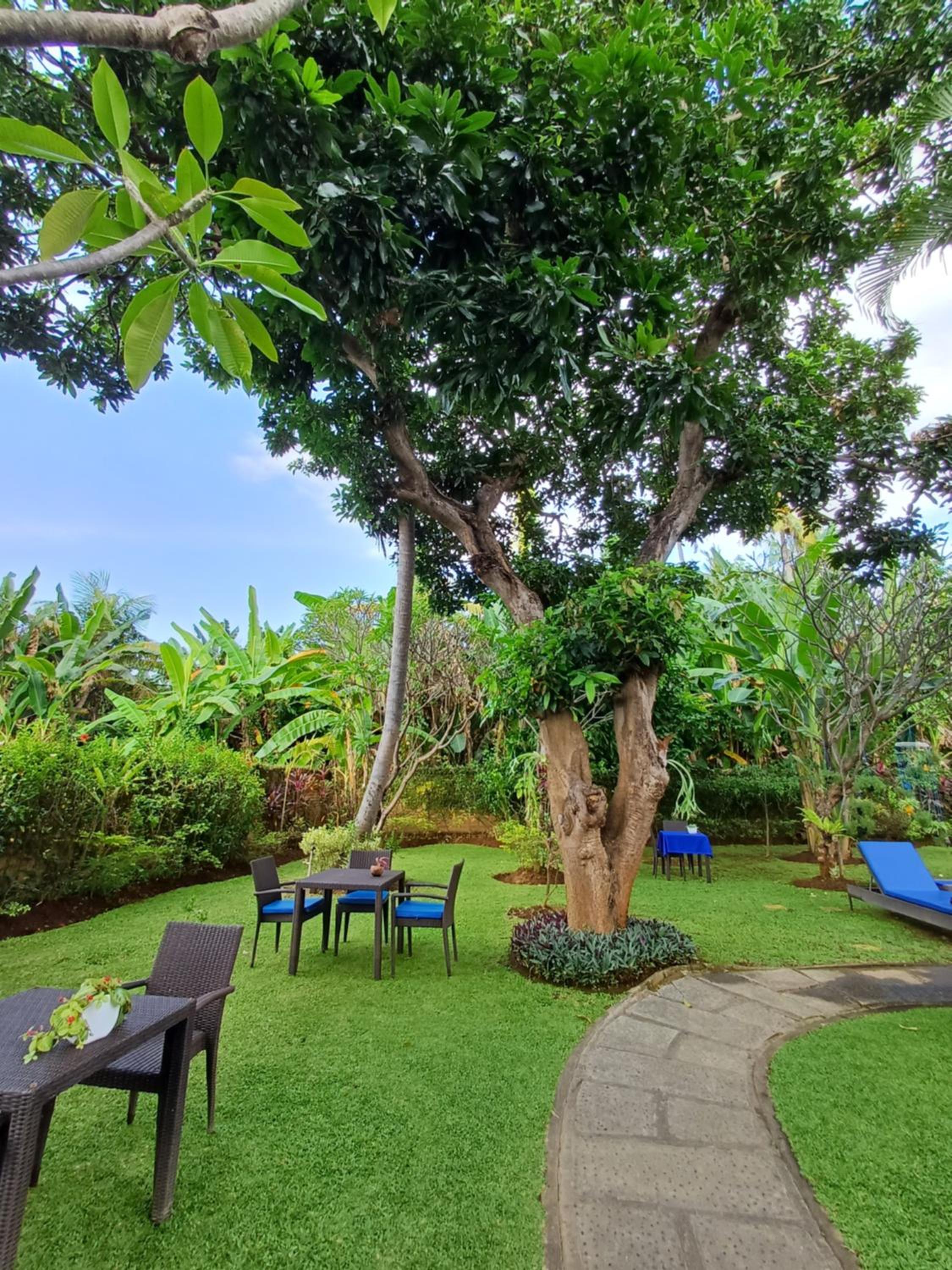 Three-Bedroom Villa - Photo 17