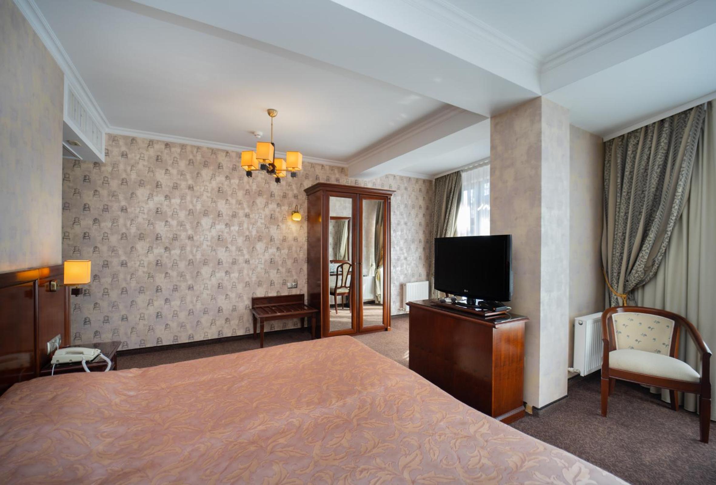 Standard Double Room photo 2
