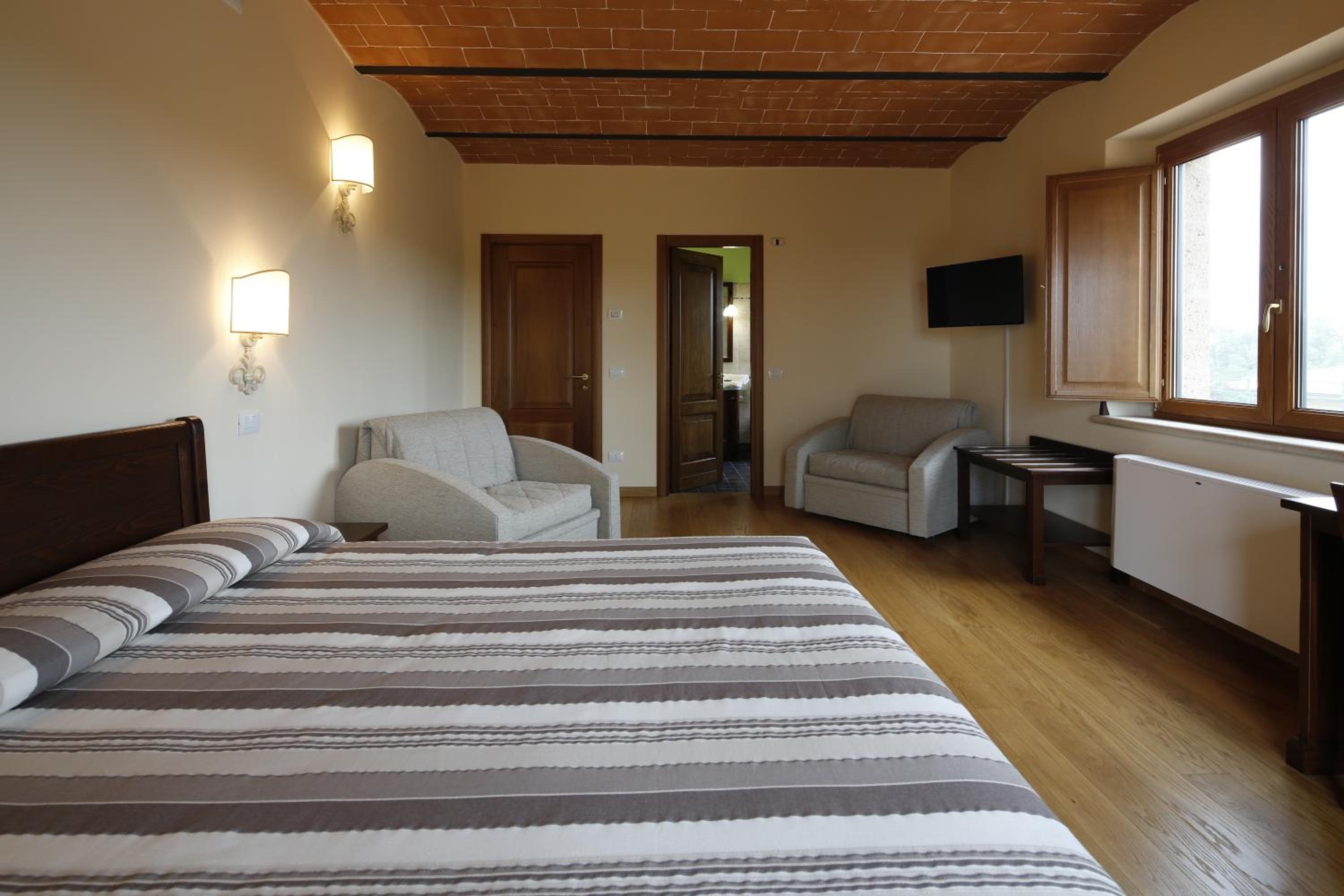 Quadruple Room photo 1