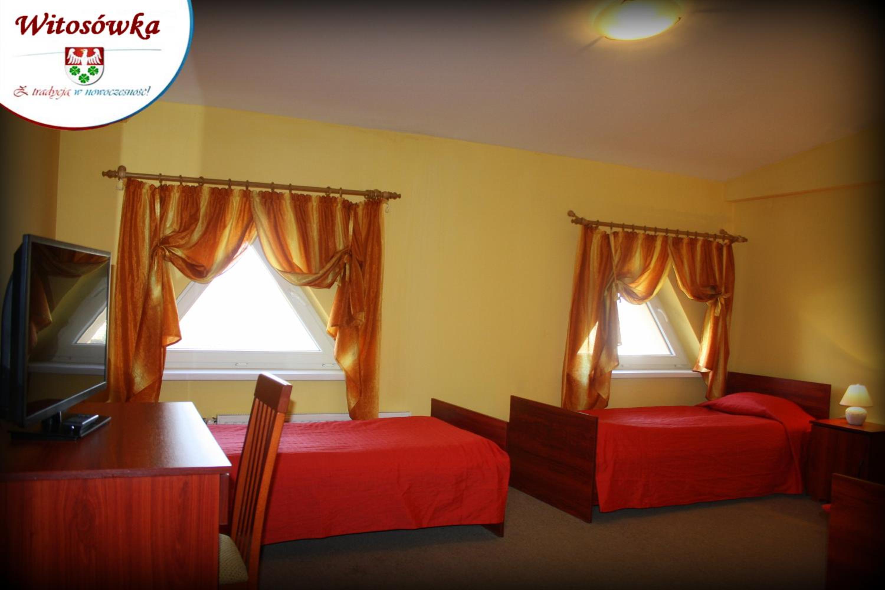 Triple Room with Bathroom - Photo 2