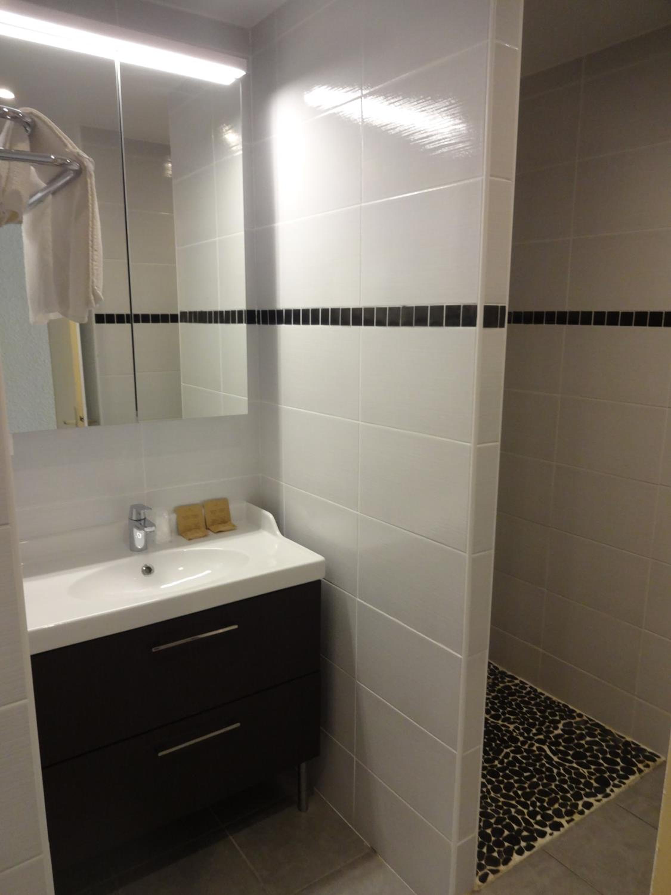 Classic Double or Twin Room photo 3
