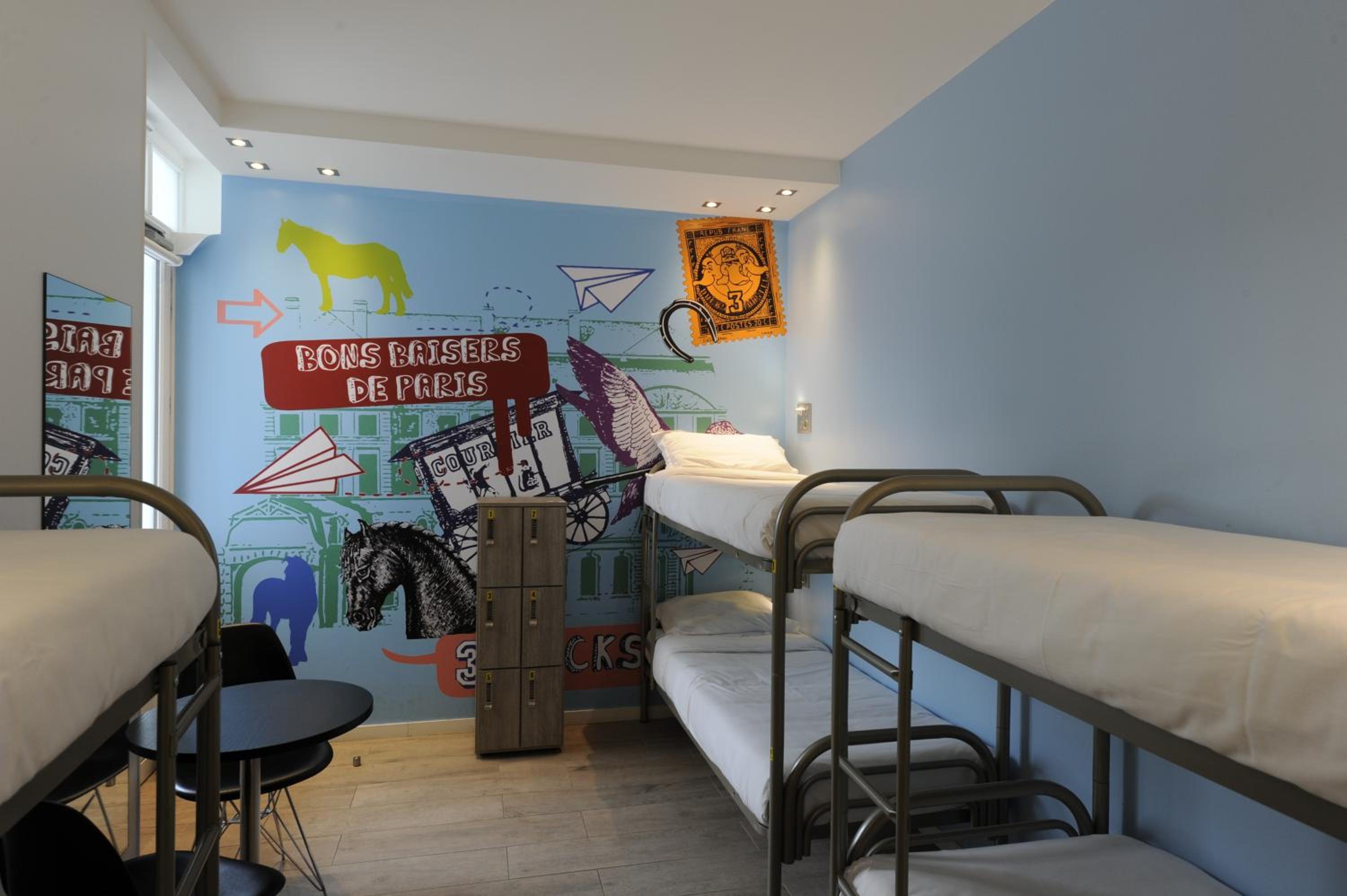 Bed in 6-Bed Mixed Dormitory Room photo 3