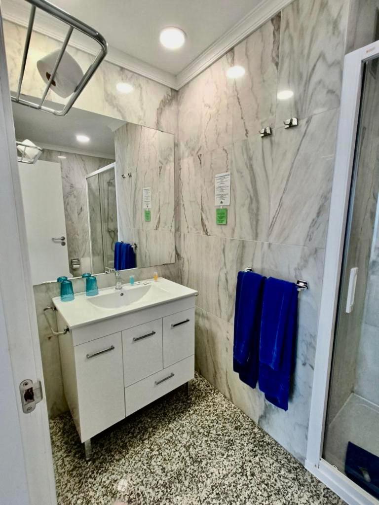 One-Bedroom Apartment with Balcony photo 3