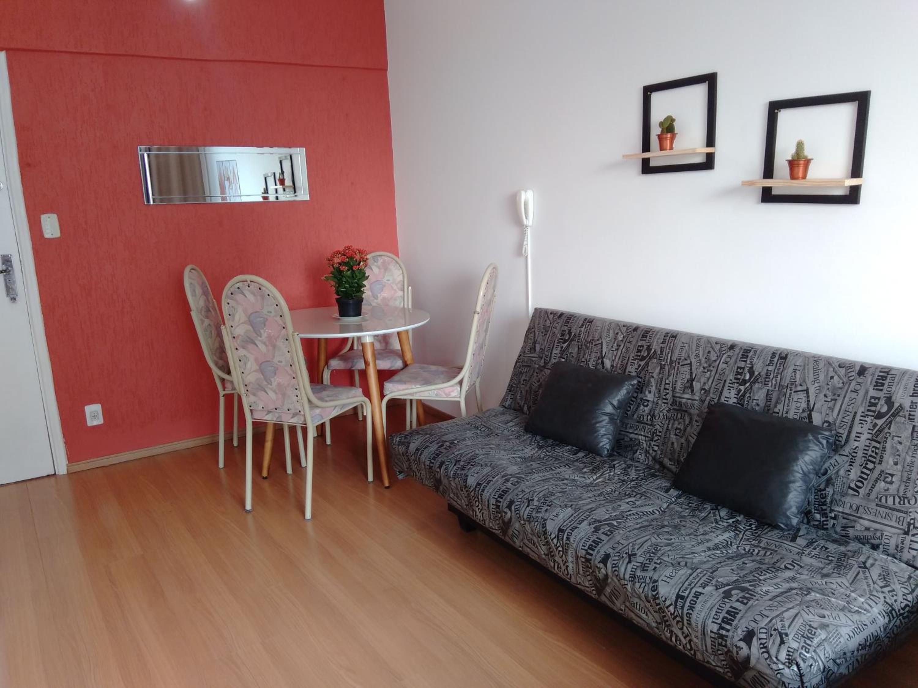 Studio Apartment photo 1