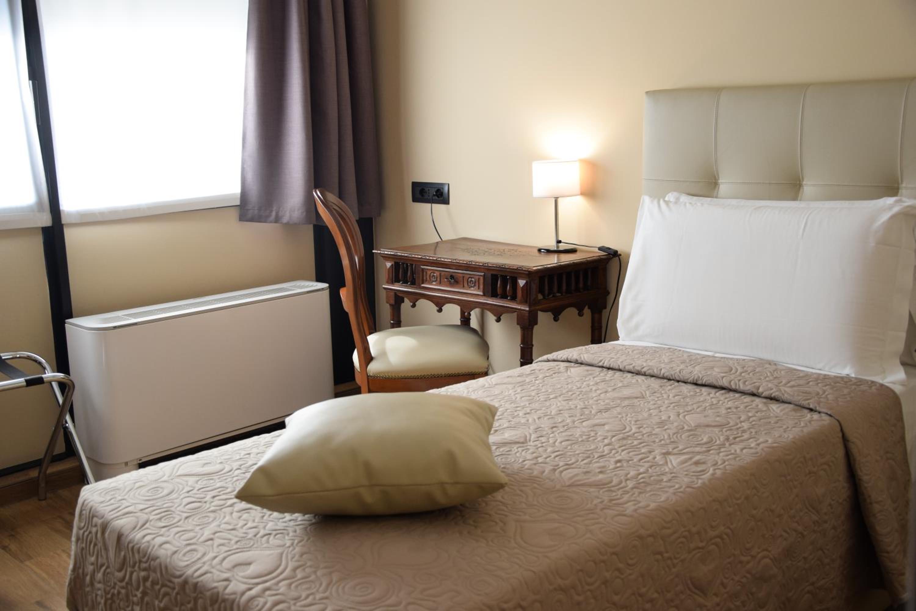 Single Room photo 1