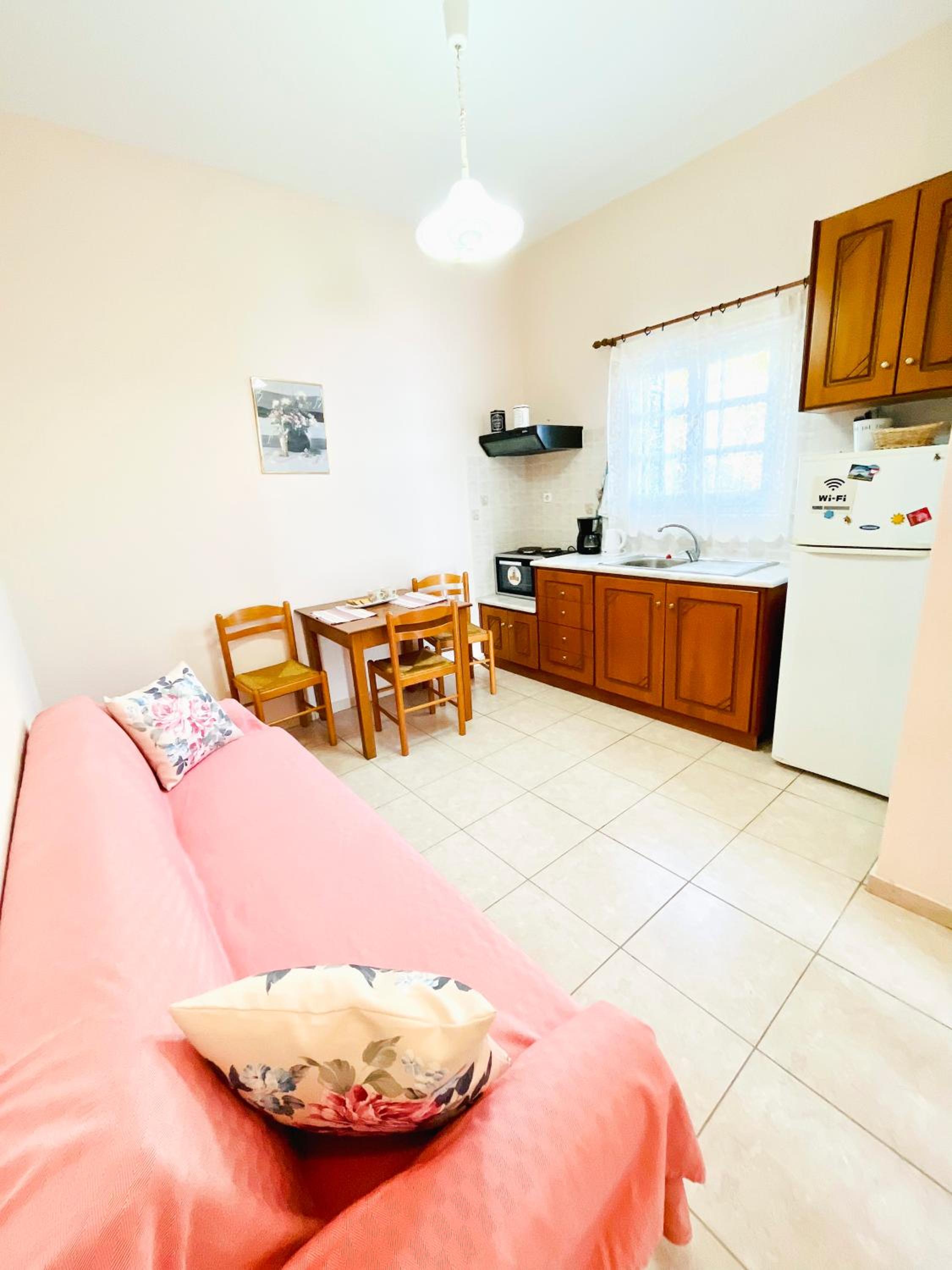 One-Bedroom House photo 2