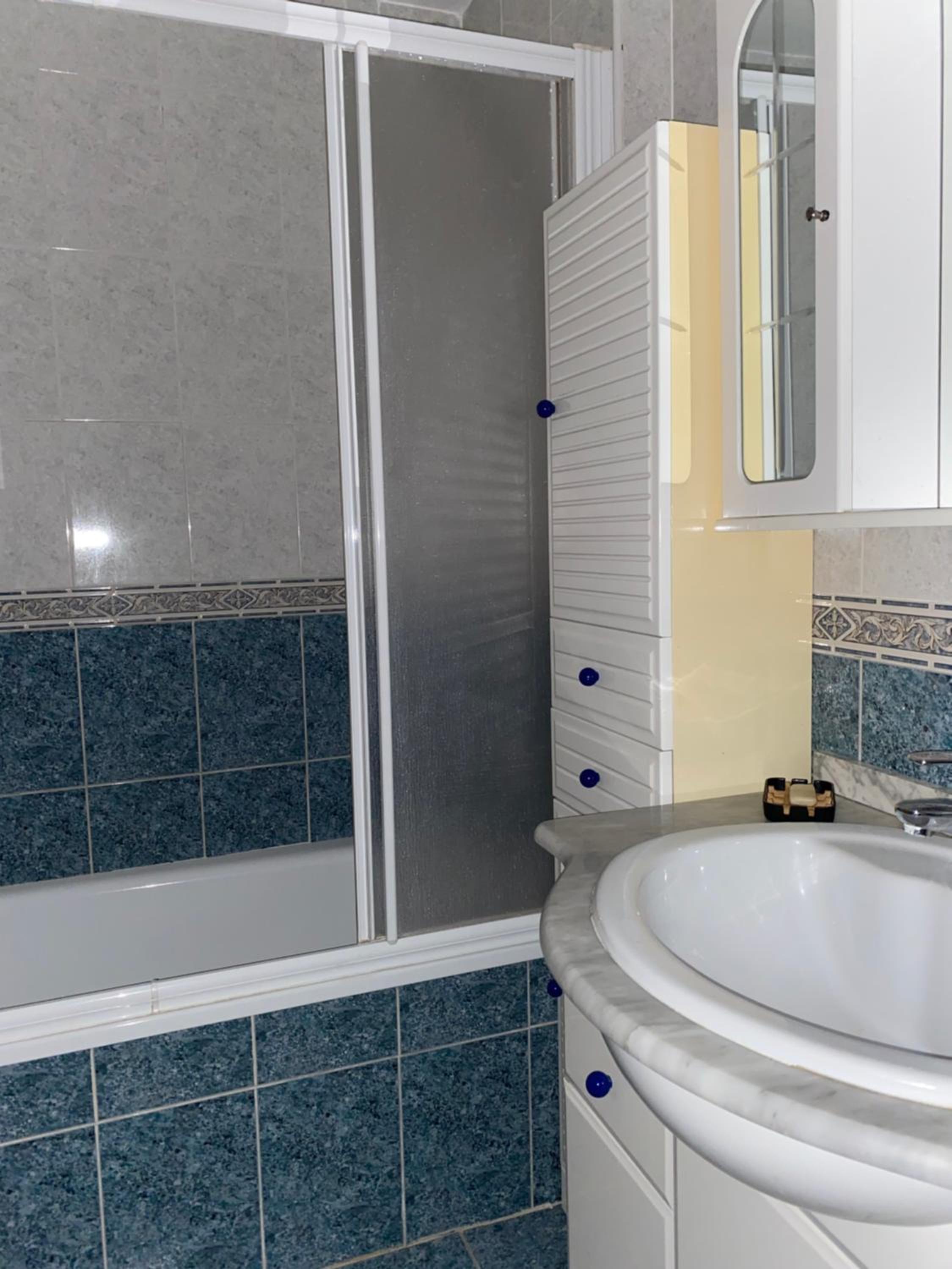 Triple Room With Shared Bathroom photo 2