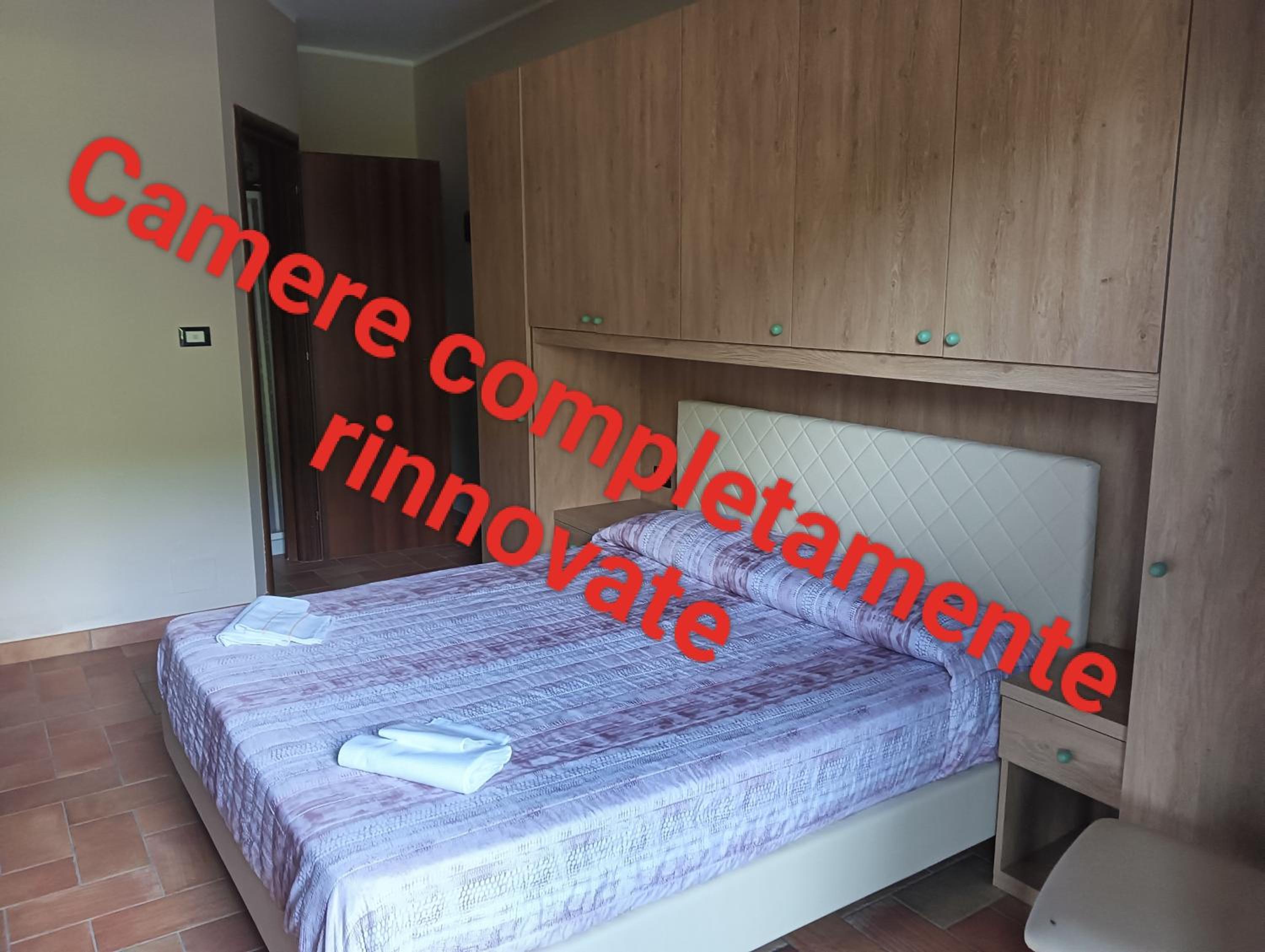 Double Room with Private Bathroom photo 3