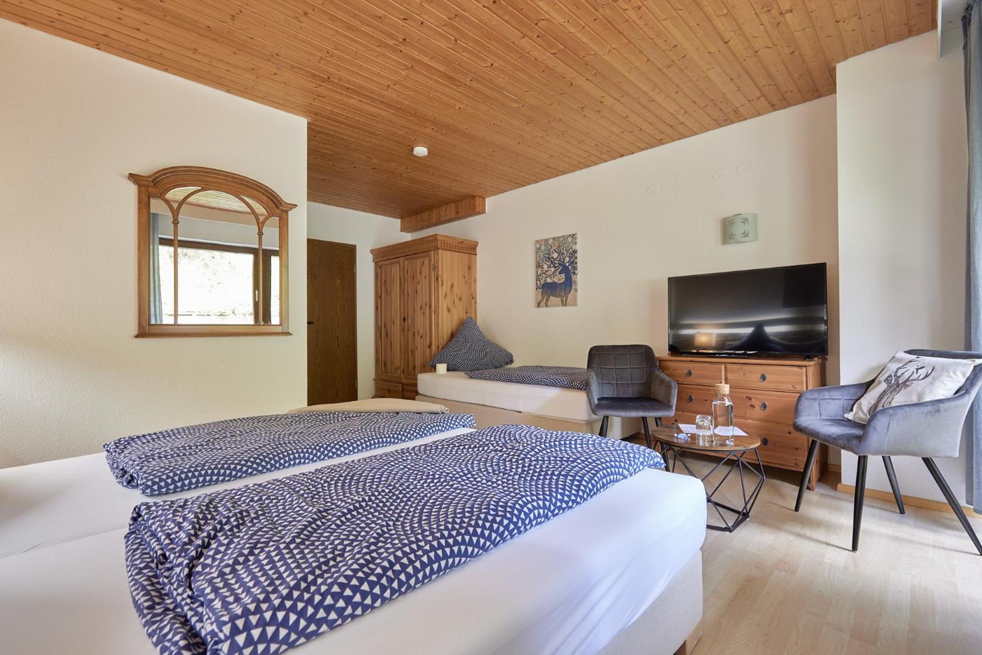 Triple Room with Private Bathroom