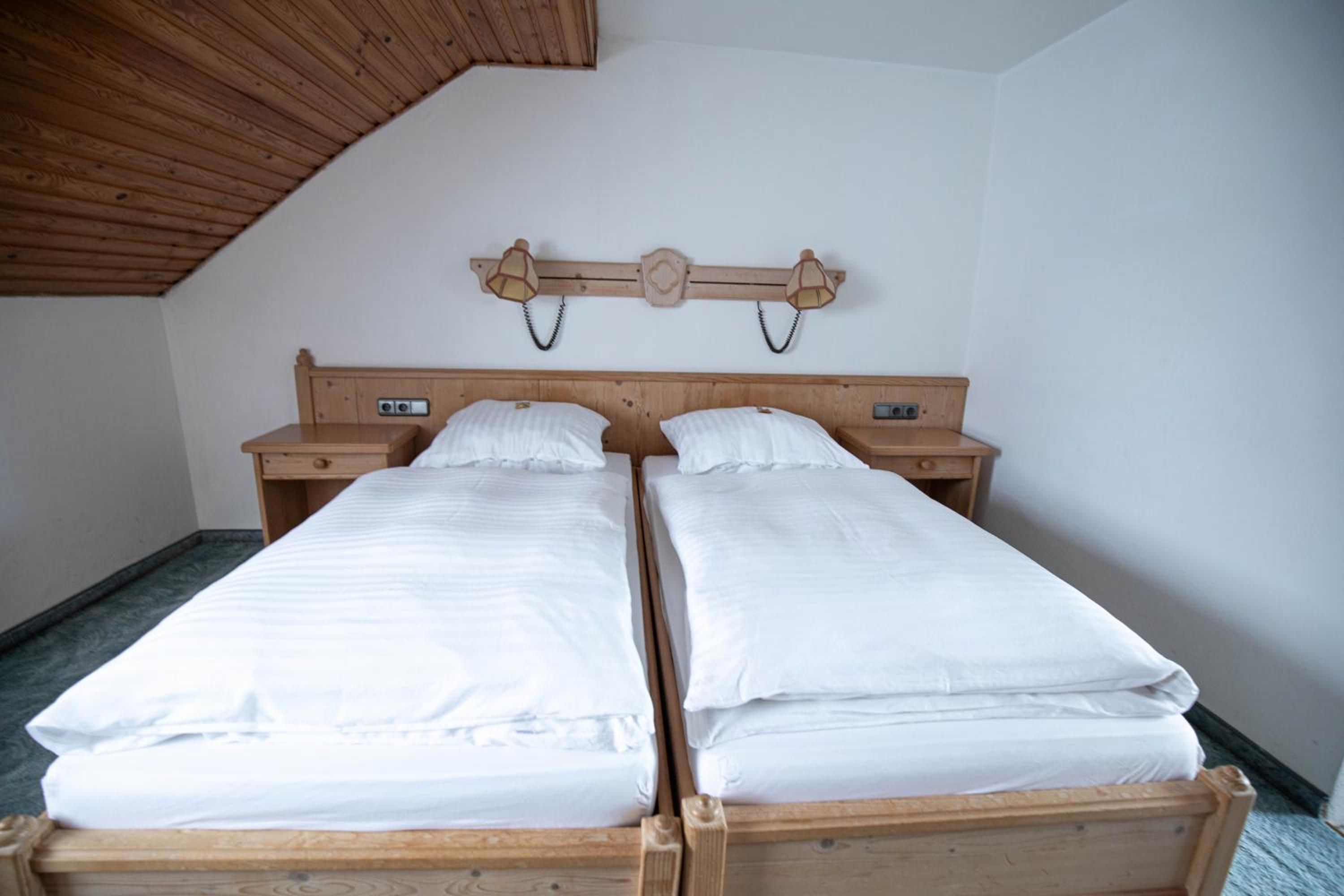 Standard Suite - Photo 1