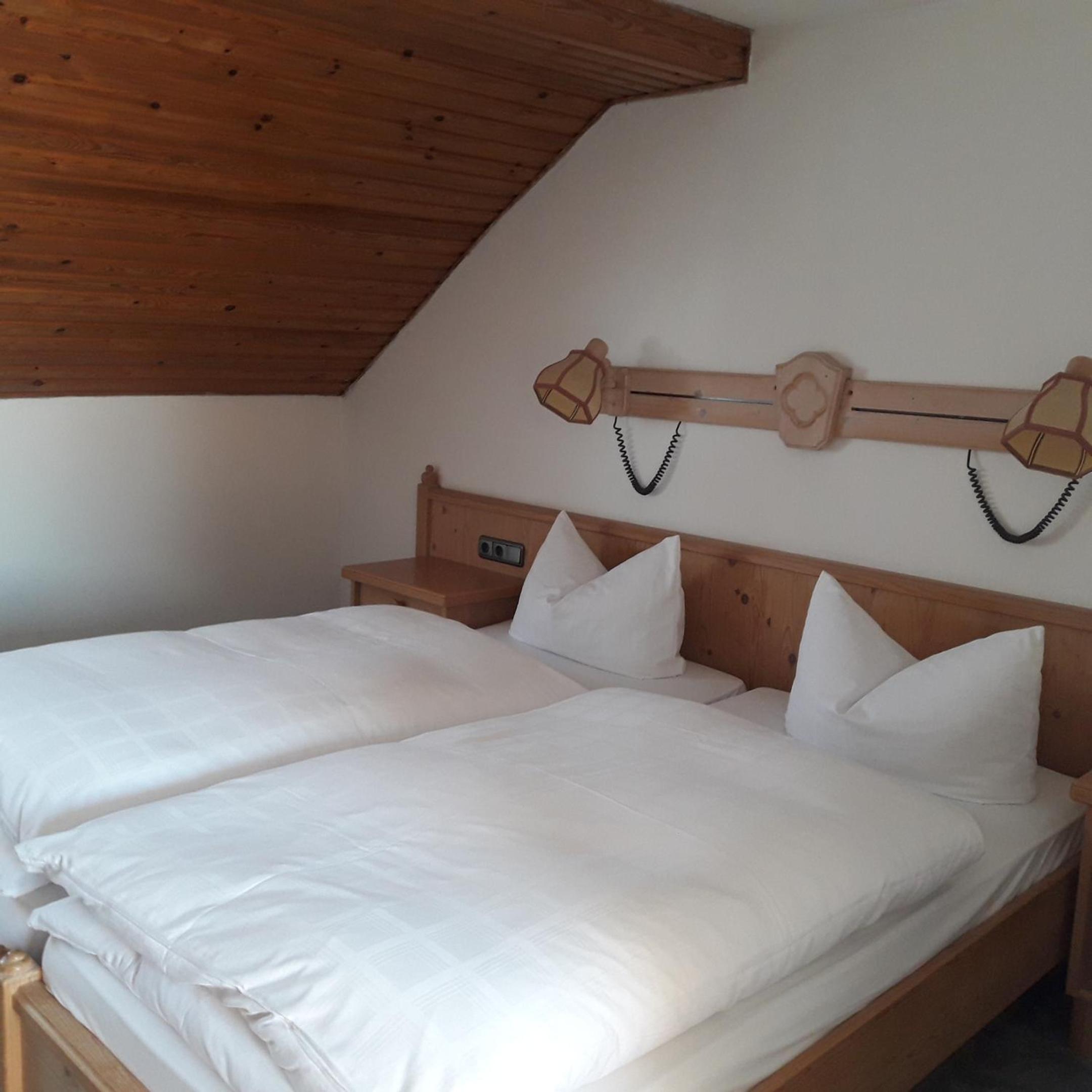 Standard Suite - Photo 3